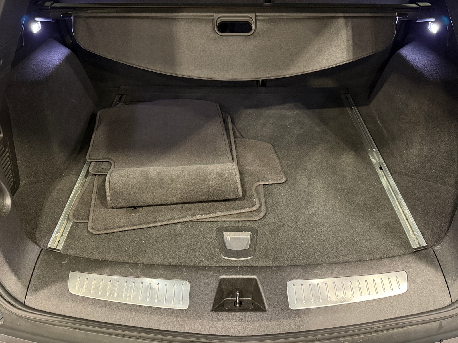 Thumbnail: 2020 Cadillac XT5 - 6