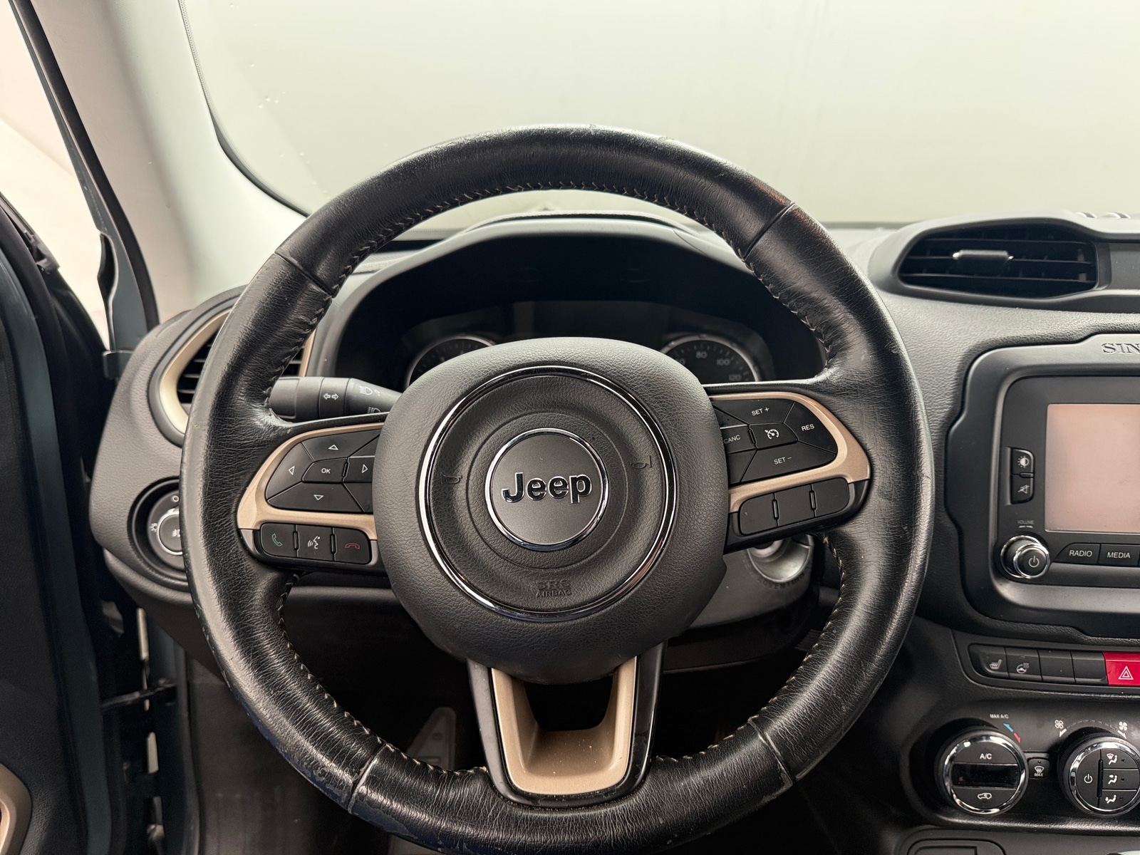 Thumbnail: 2017 Jeep Renegade - 4
