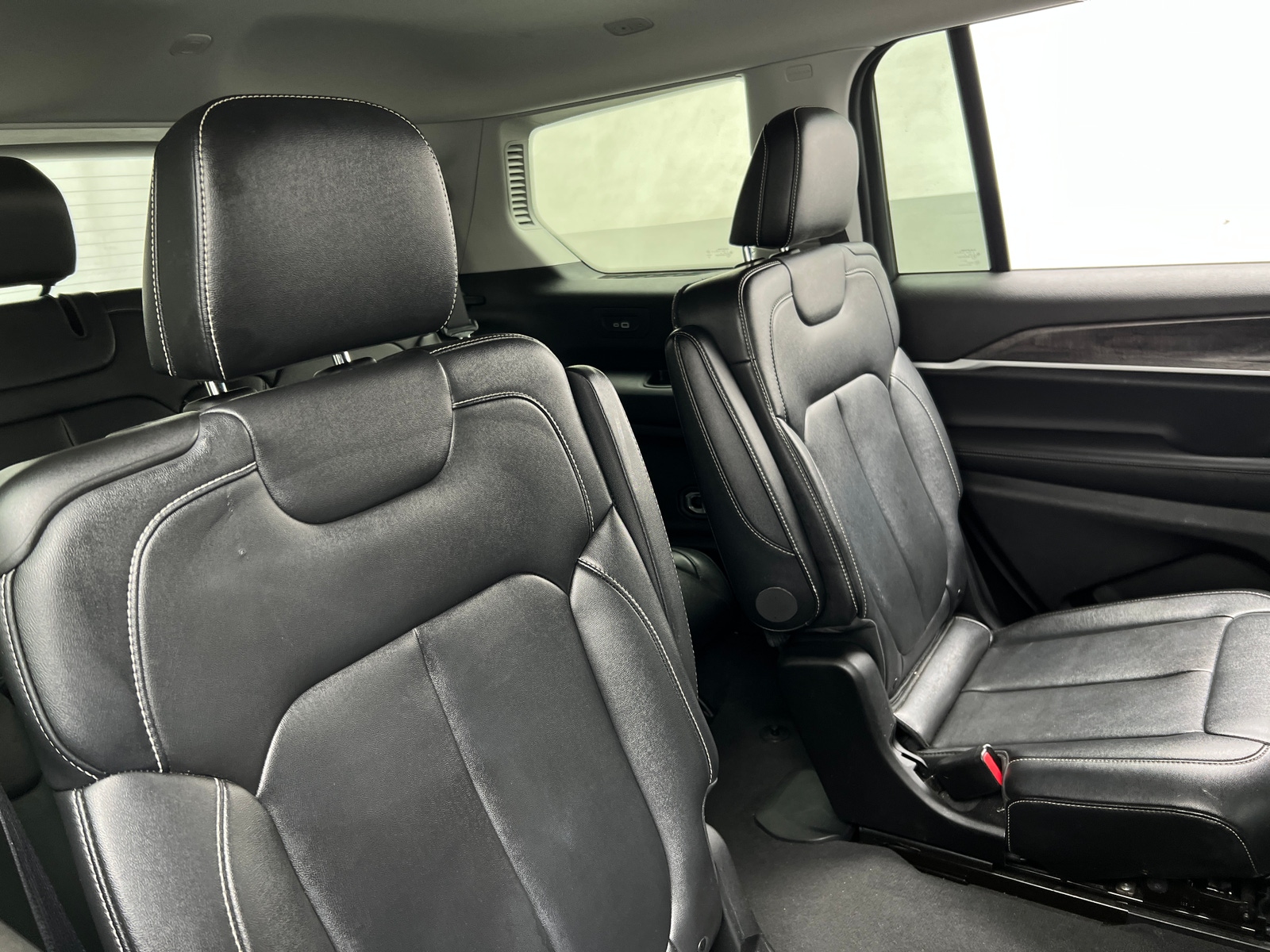 Thumbnail: 2023 Jeep Grand Cherokee L - 5