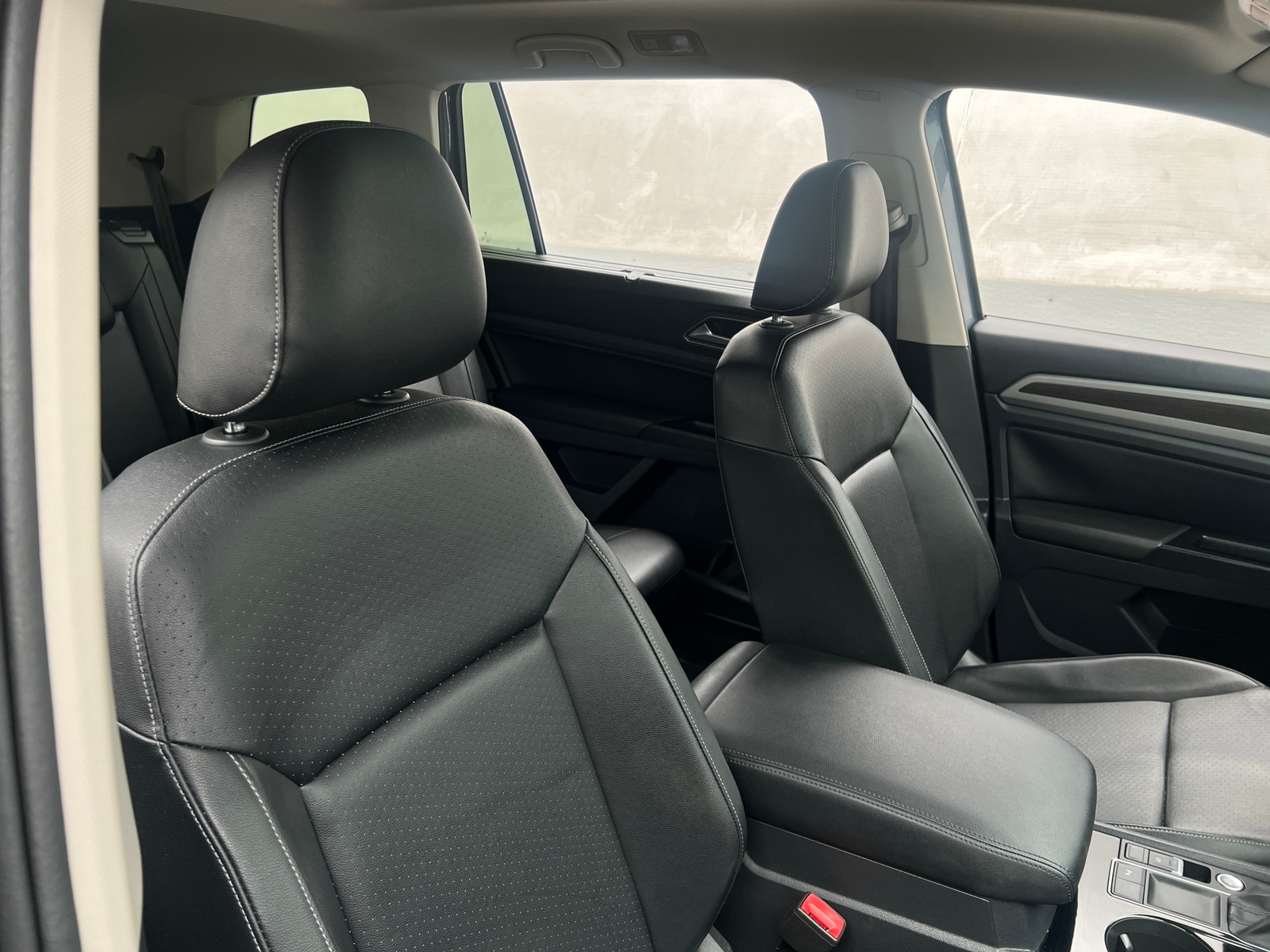 Thumbnail: 2019 Volkswagen Atlas - 2