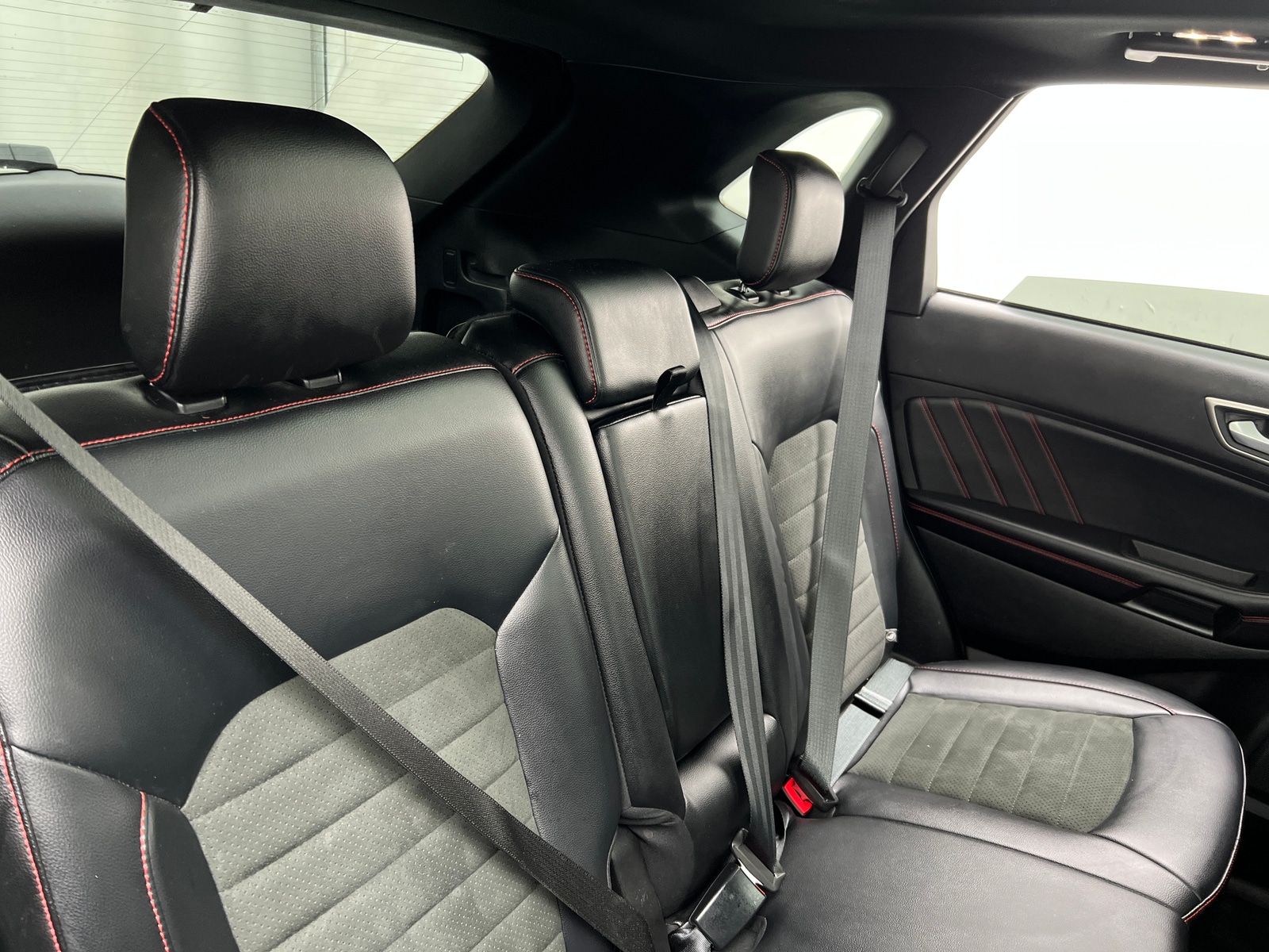 Thumbnail: 2022 Ford Edge - 5