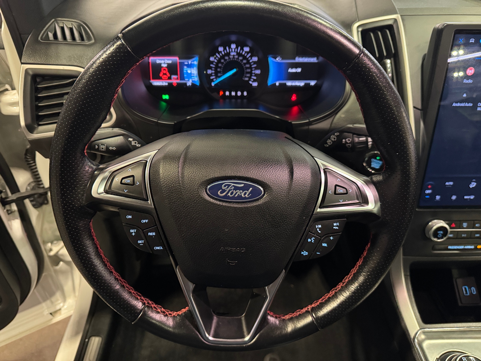 Thumbnail: 2022 Ford Edge - 4