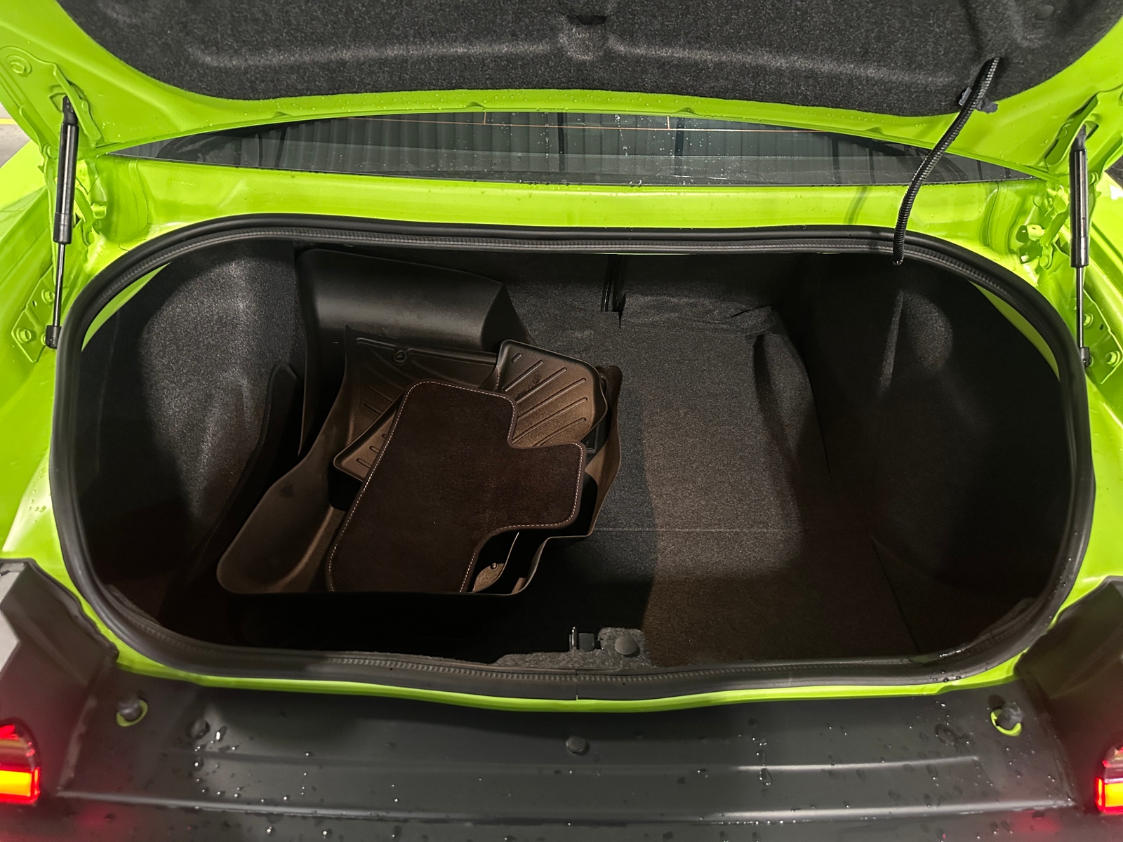 Thumbnail: 2015 Dodge Challenger - 4