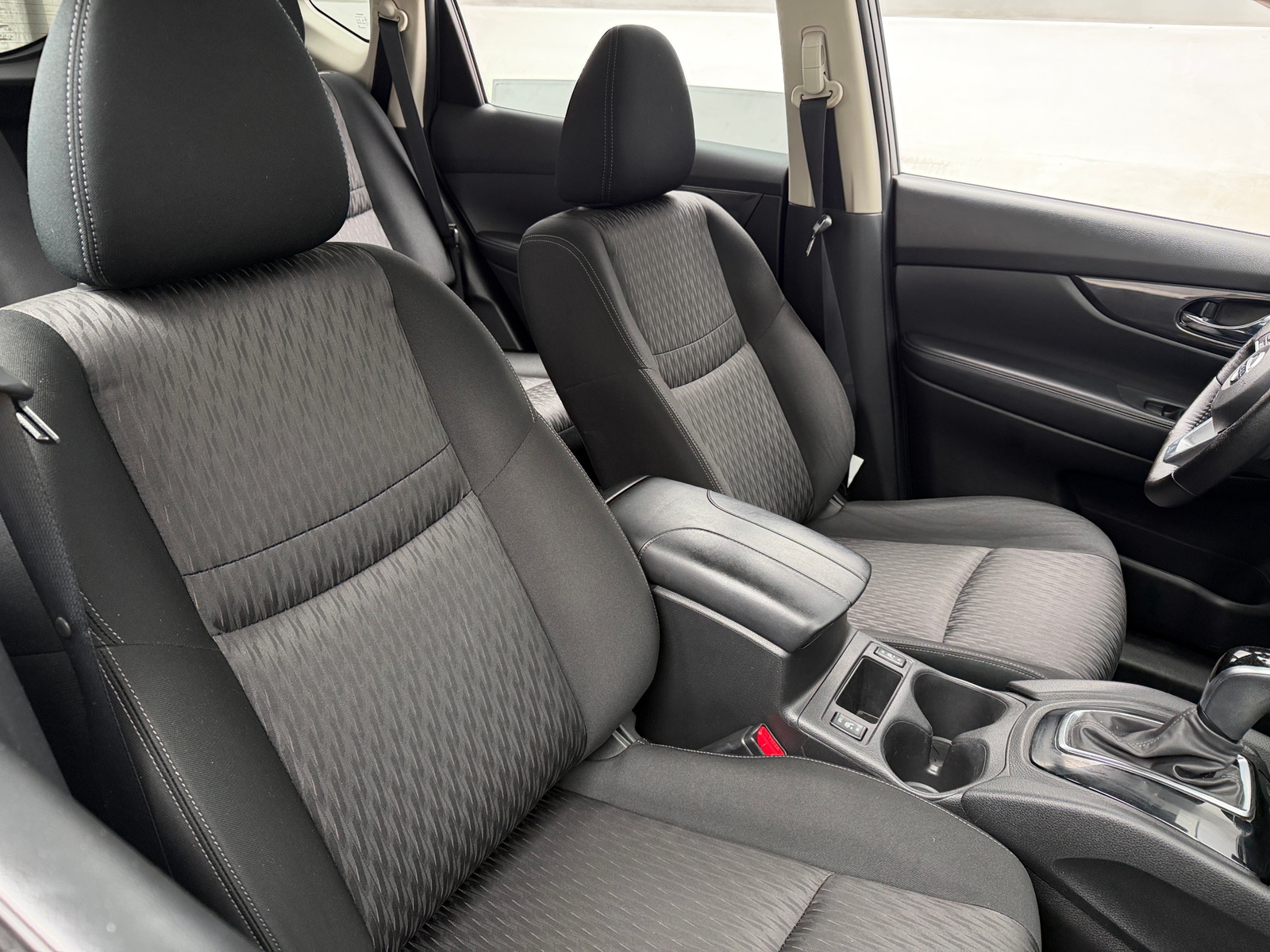Thumbnail: 2020 Nissan Rogue - 2