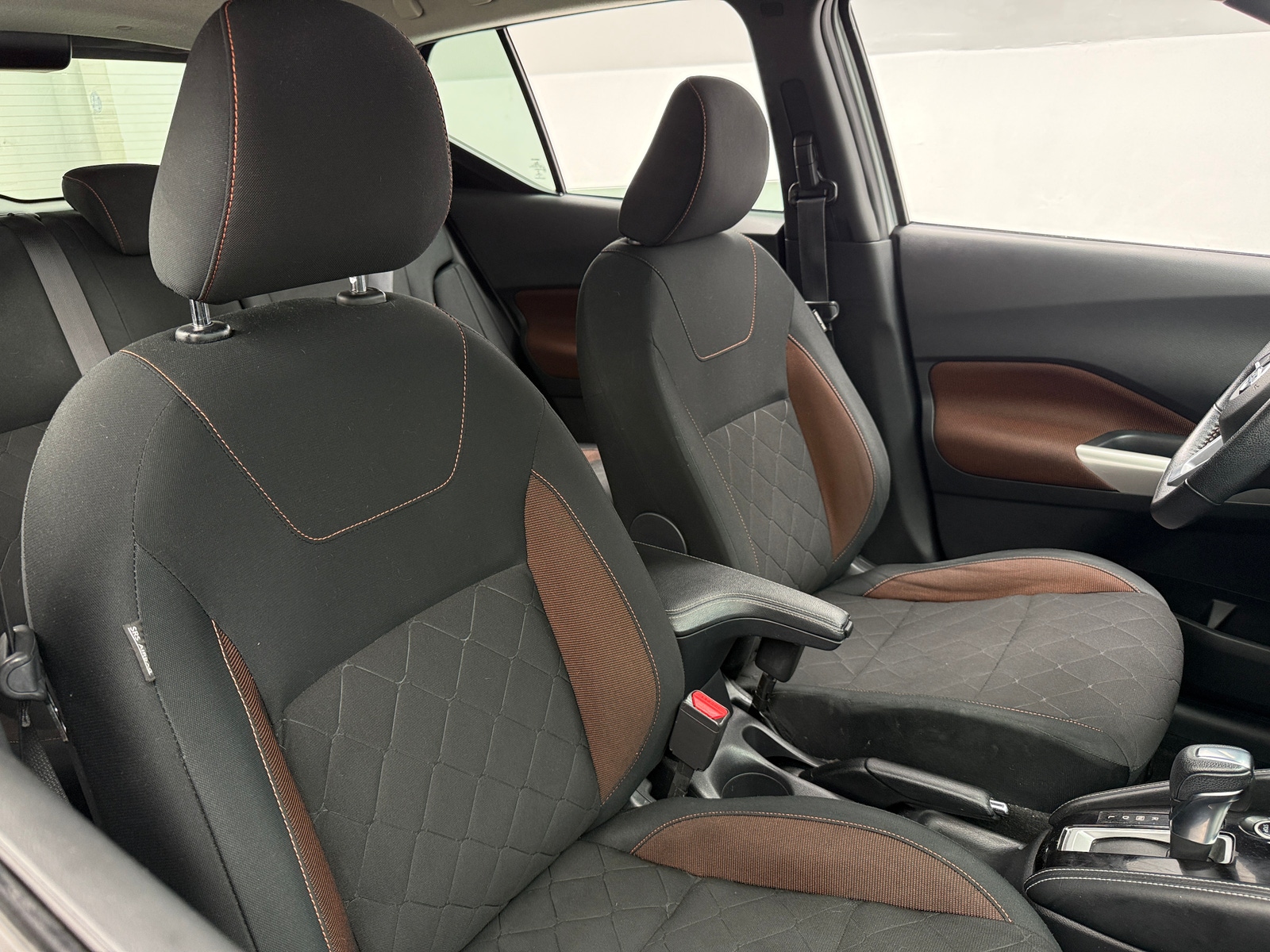 Thumbnail: 2020 Nissan Kicks - 2
