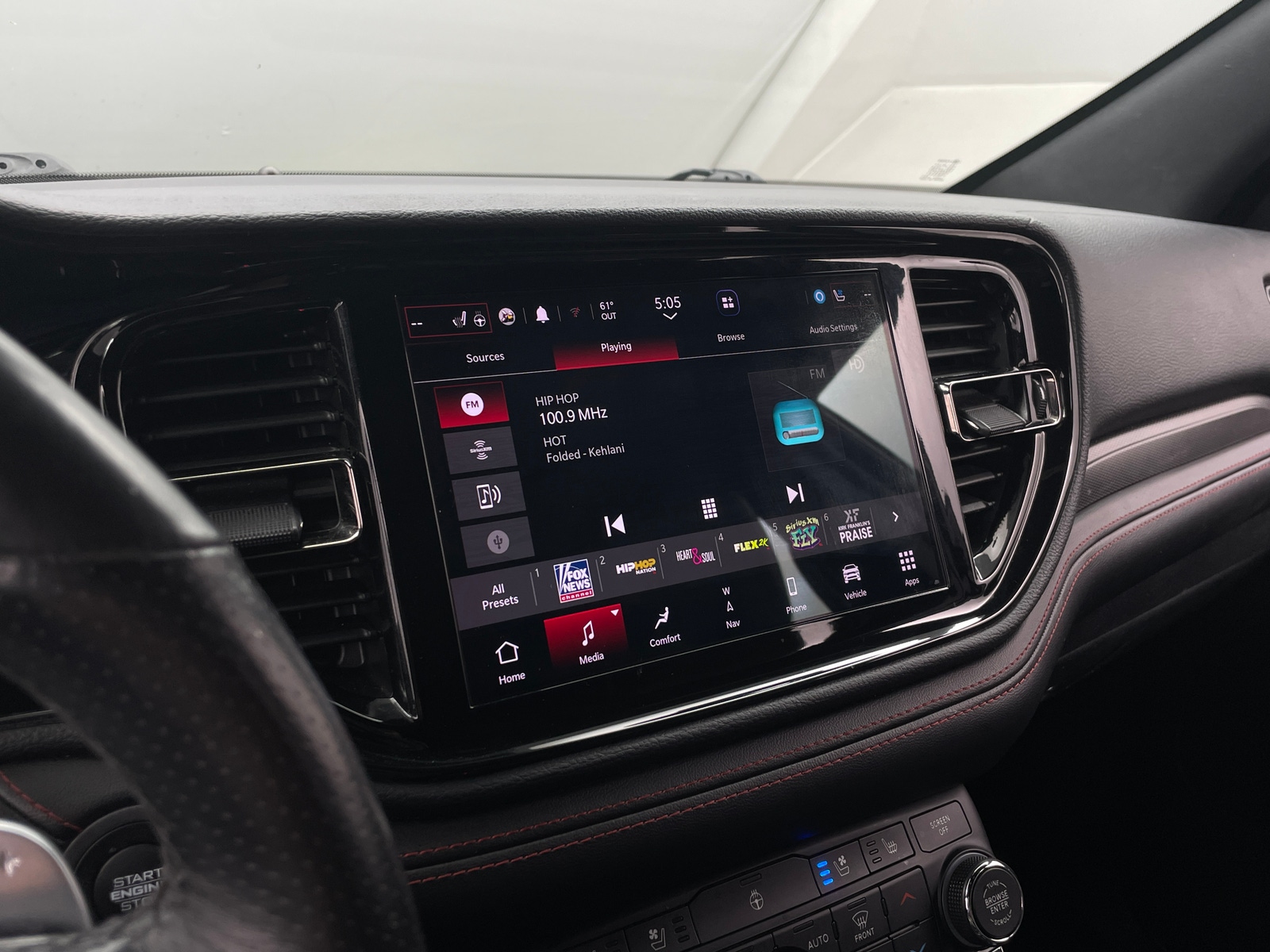 Thumbnail: 2023 Dodge Durango - 3