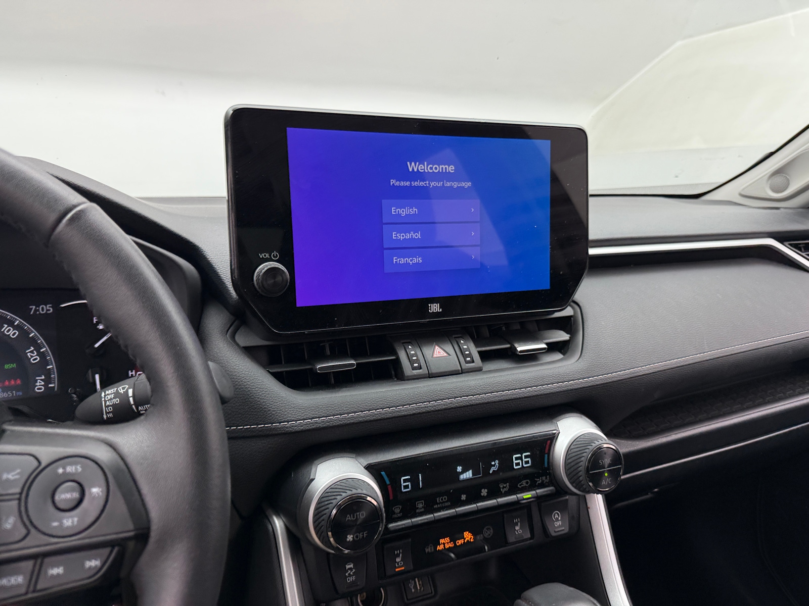 Thumbnail: 2025 Toyota RAV4 - 4
