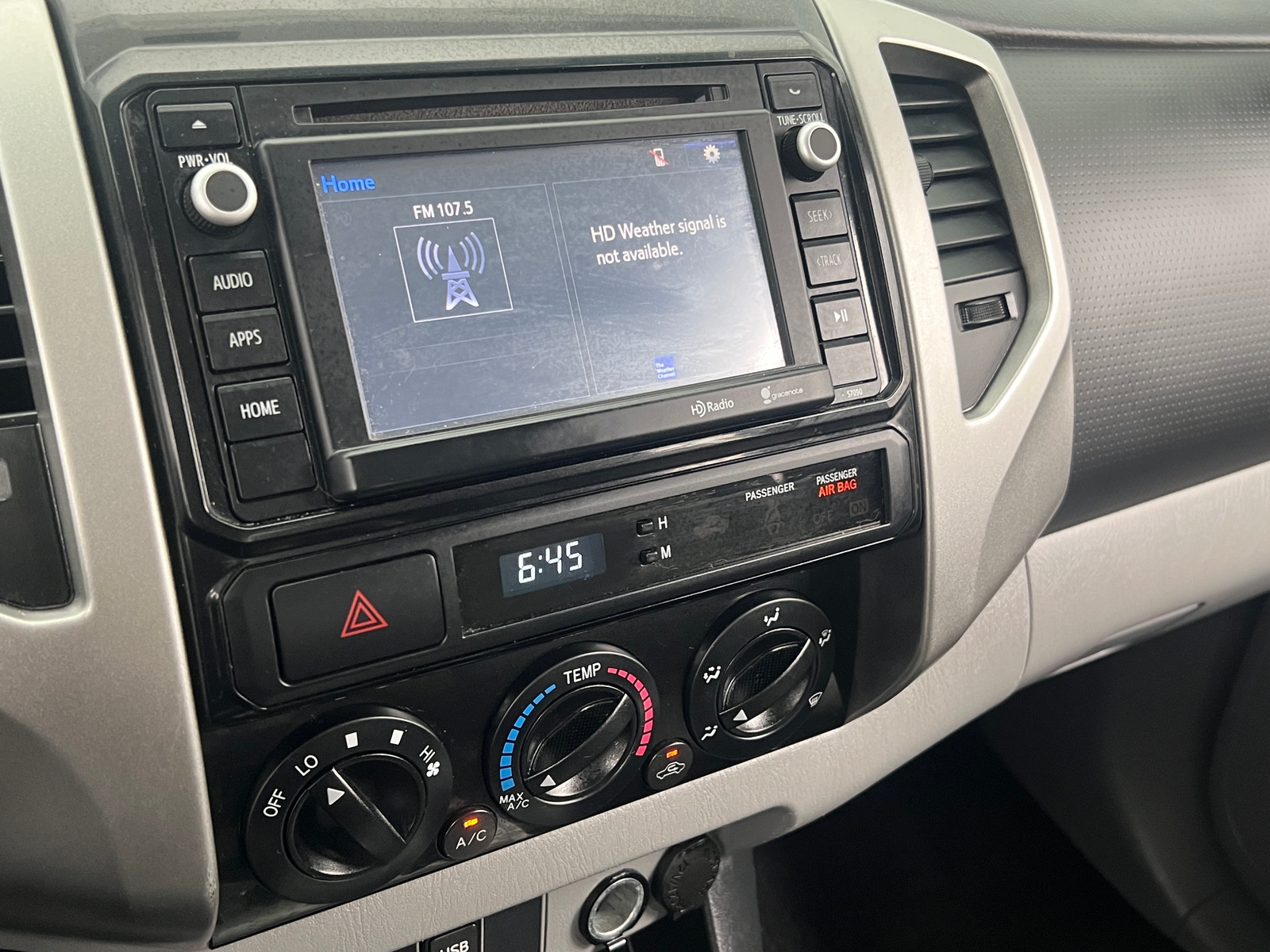 Thumbnail: 2014 Toyota Tacoma - 4