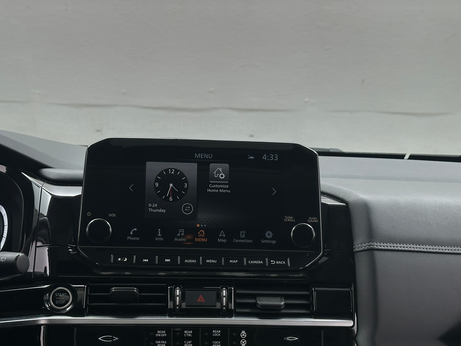 Thumbnail: 2022 Nissan Pathfinder - 3