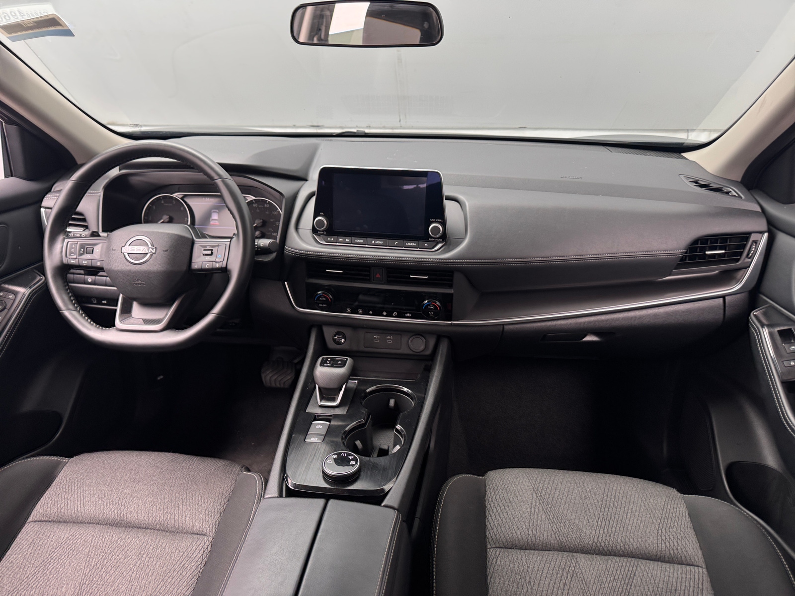Thumbnail: 2025 Nissan Rogue - 3