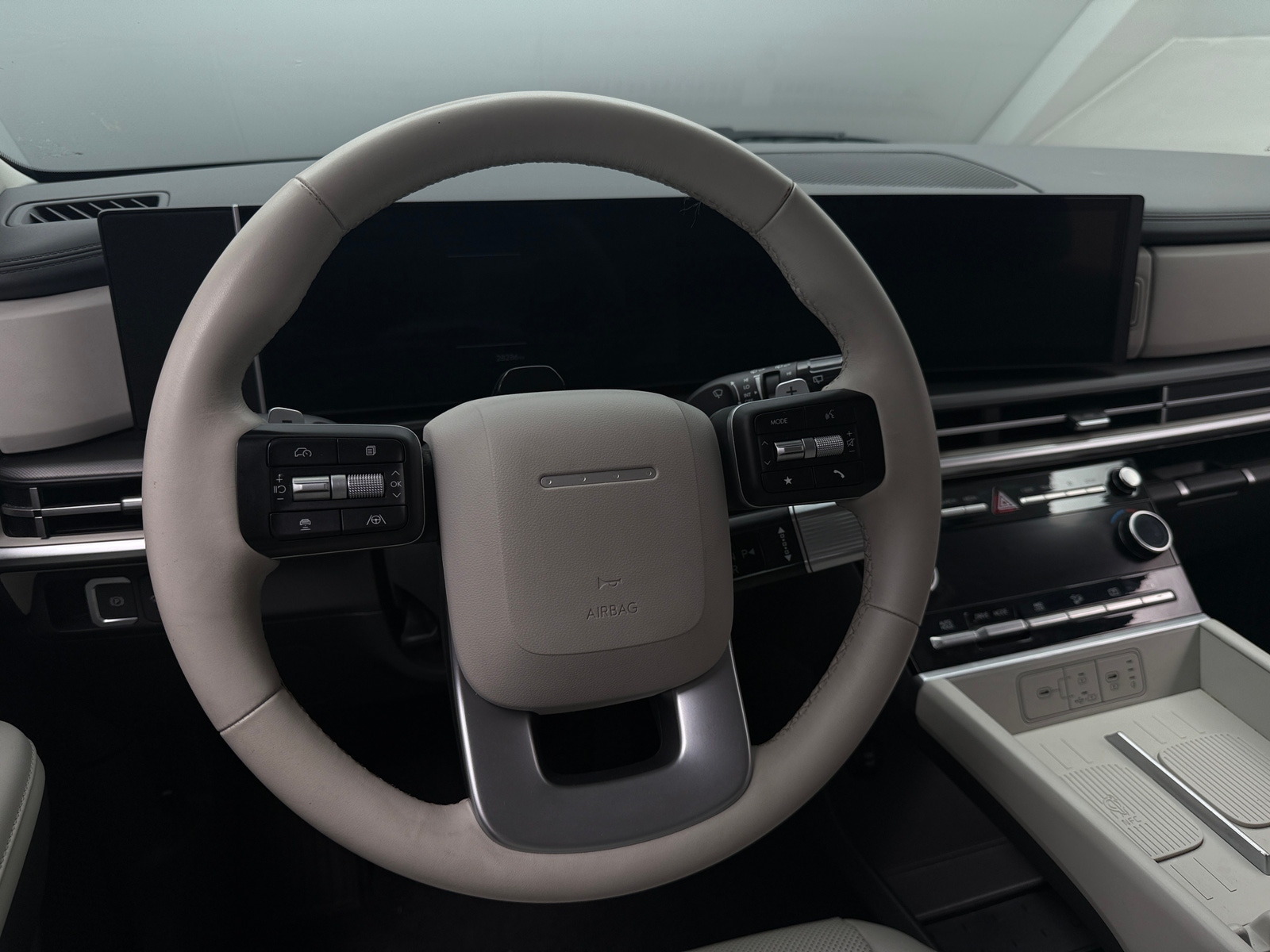 Thumbnail: 2025 Hyundai Santa Fe - 4