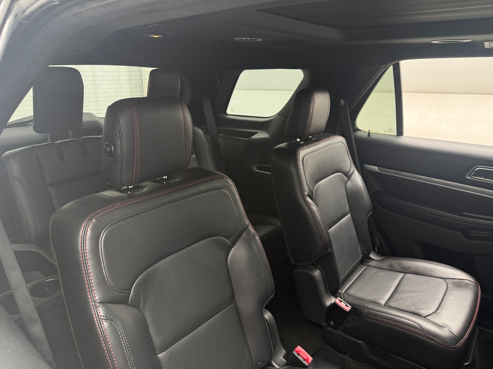 Thumbnail: 2017 Ford Explorer - 5