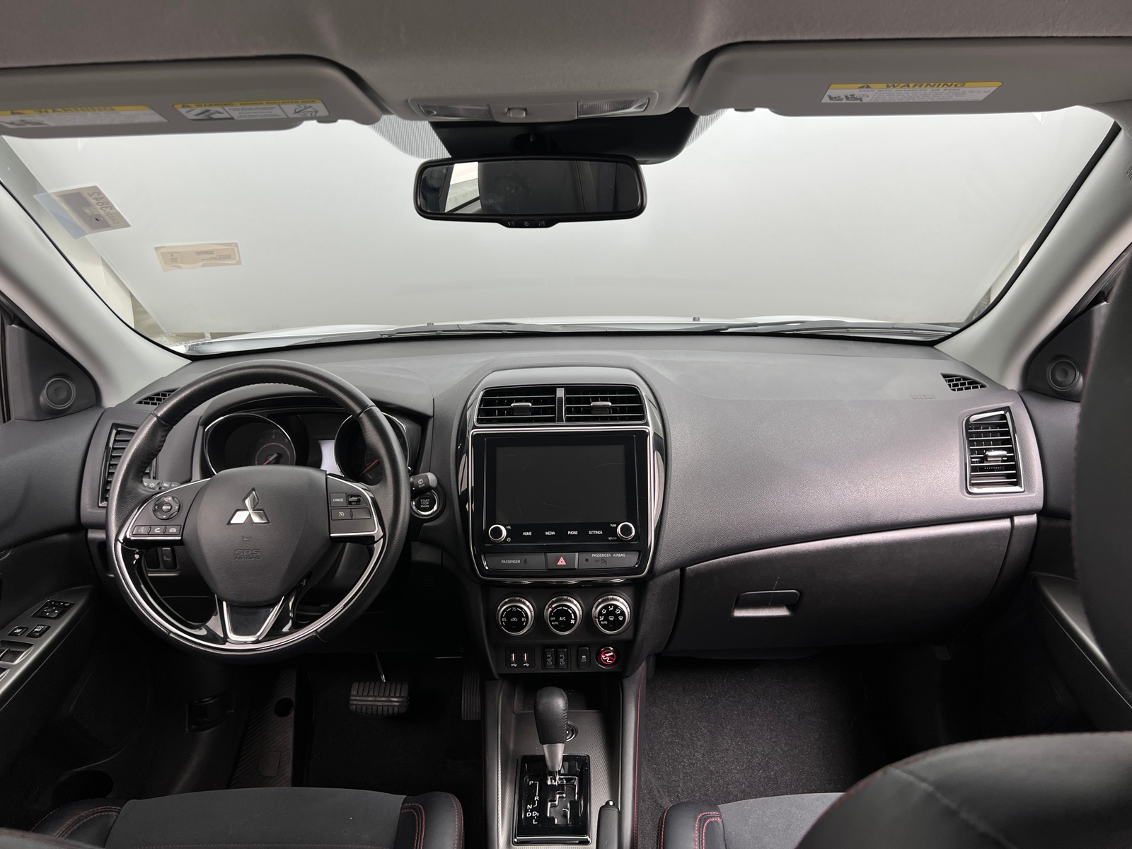 Thumbnail: 2024 Mitsubishi Outlander Sport - 3