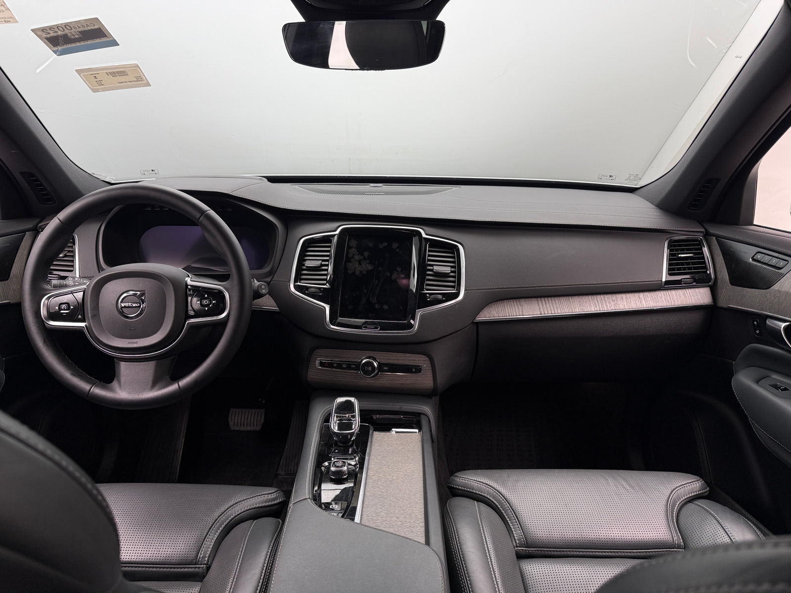 Thumbnail: 2023 Volvo XC90 - 2