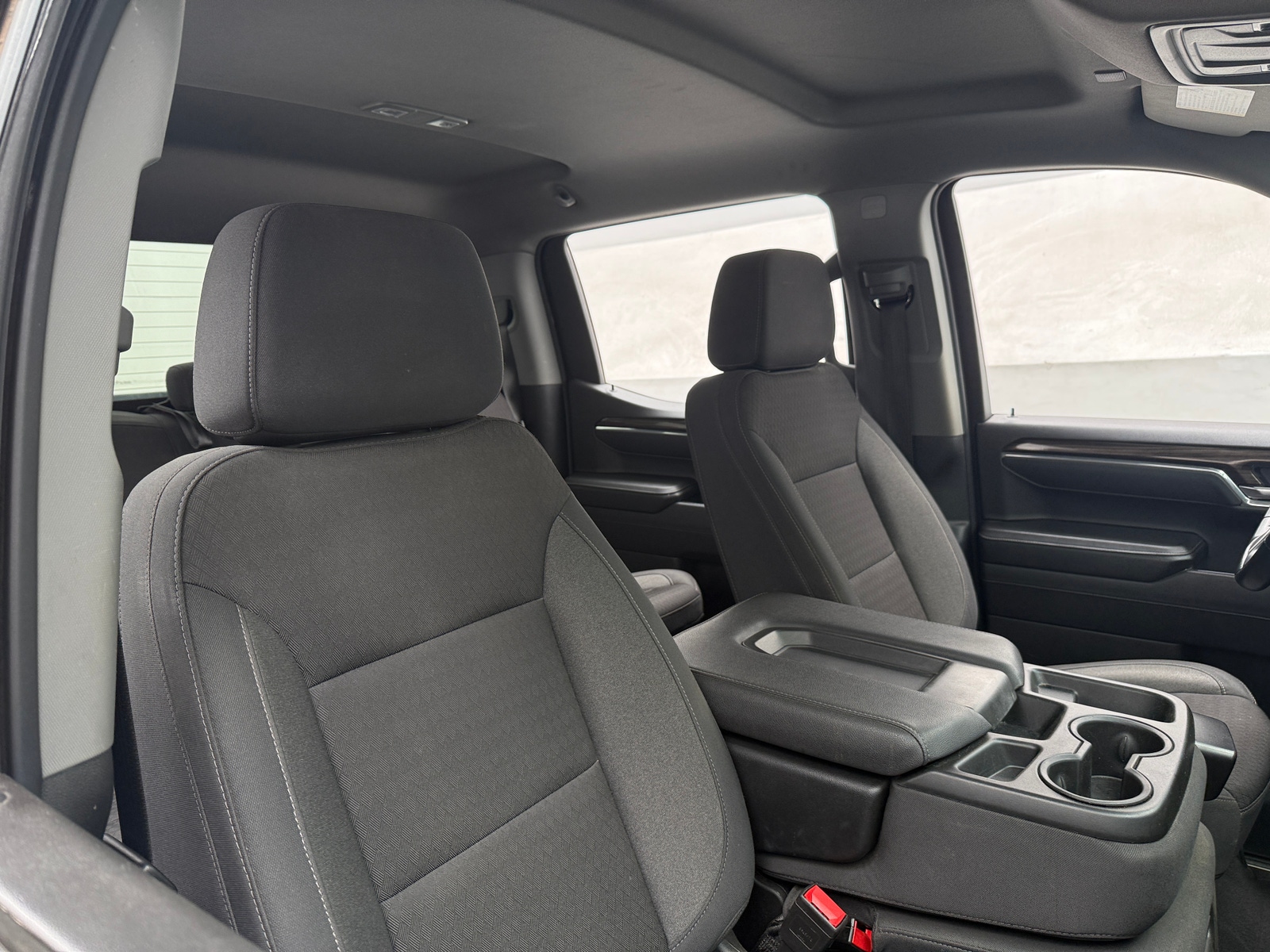 Thumbnail: 2025 Chevrolet Silverado 1500 - 2