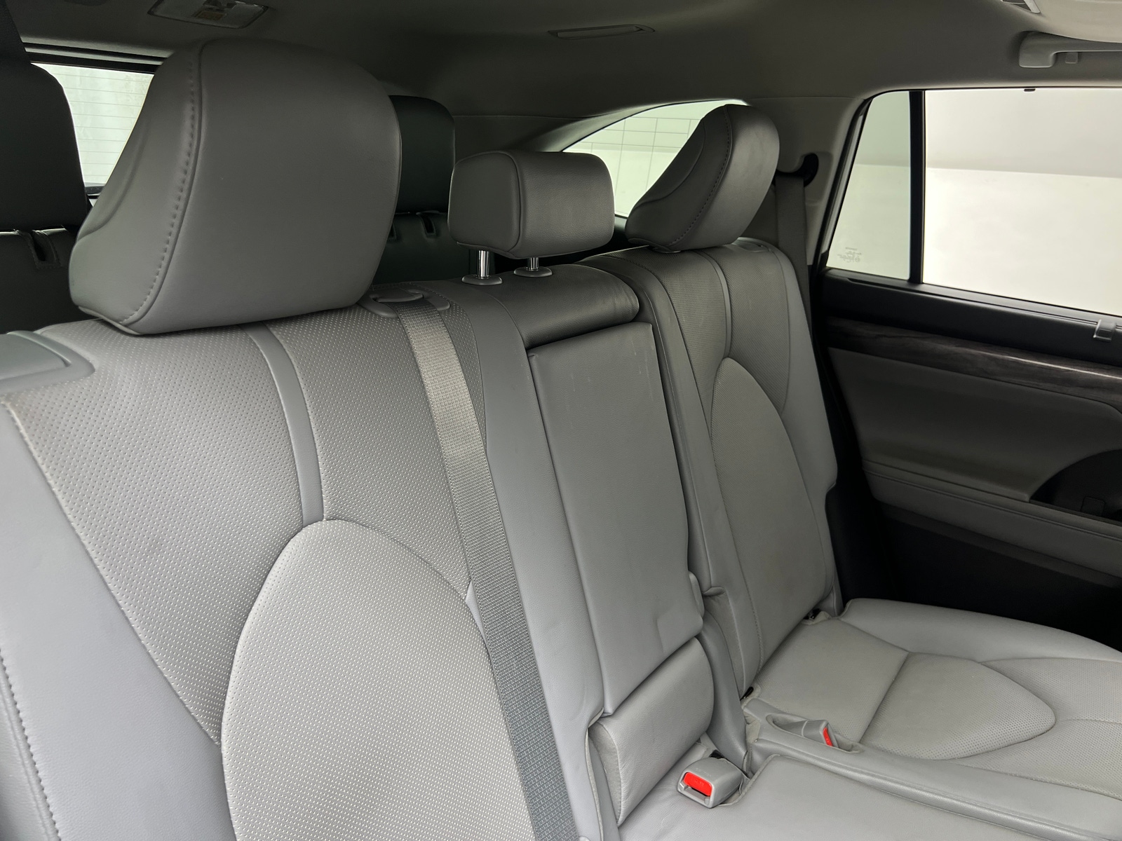 Thumbnail: 2021 Toyota Highlander - 6