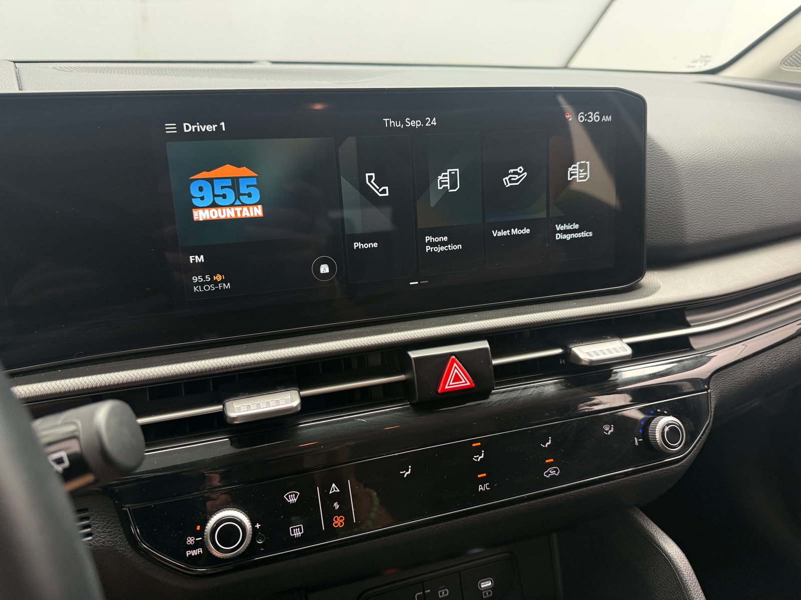 Thumbnail: 2026 Kia Sportage - 4