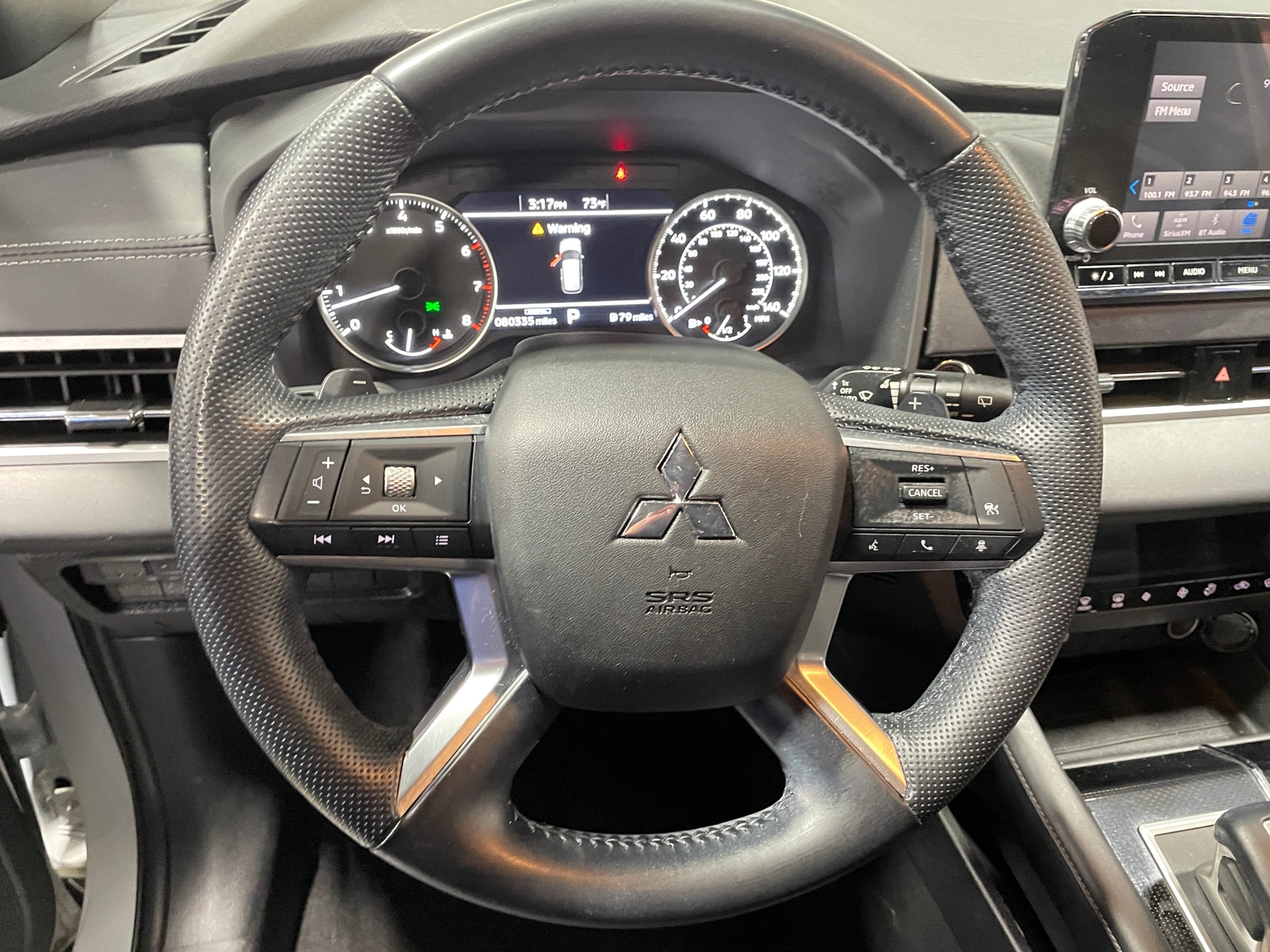 Thumbnail: 2022 Mitsubishi Outlander - 4