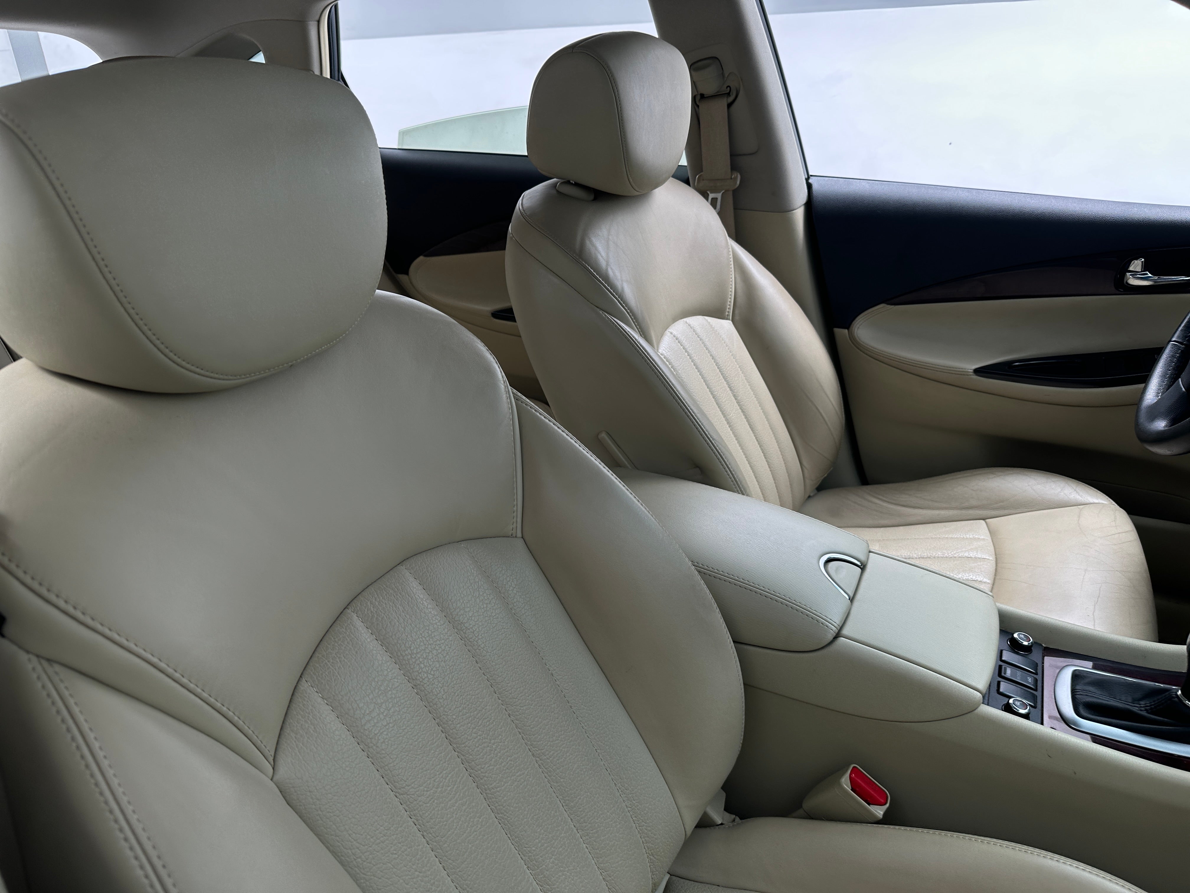 2016 INFINITI QX50