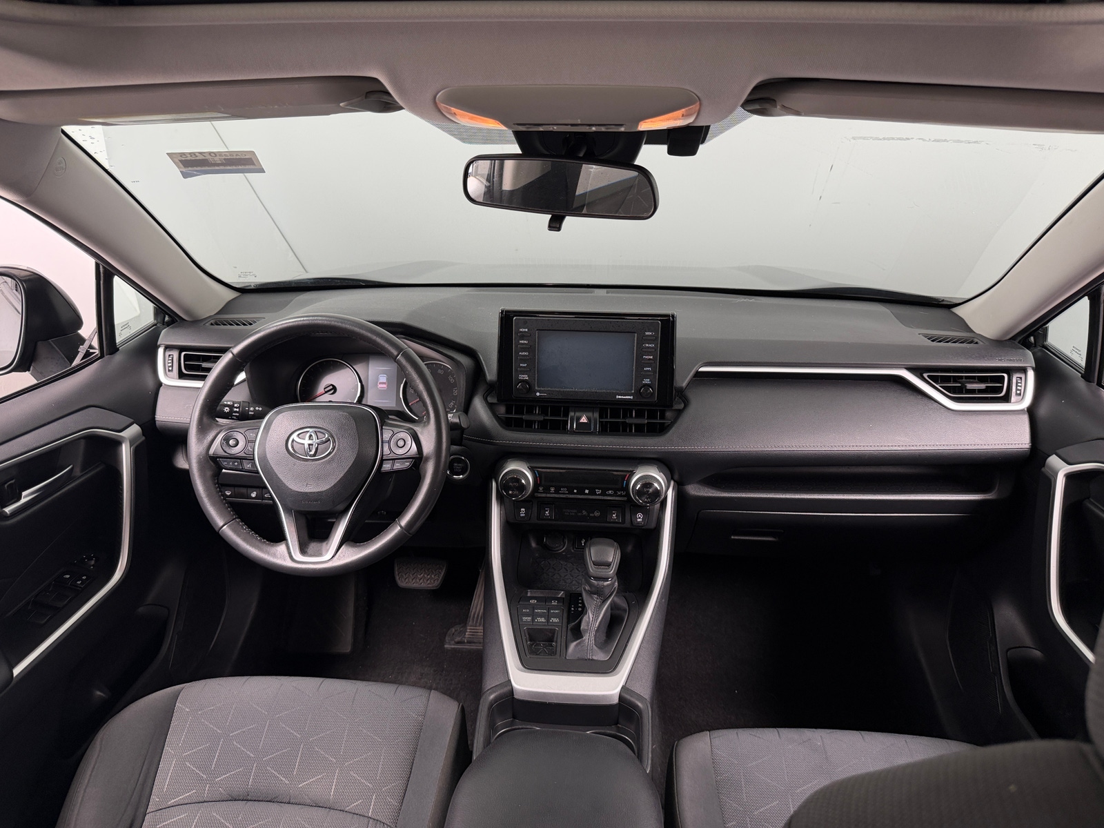 Thumbnail: 2021 Toyota RAV4 - 3