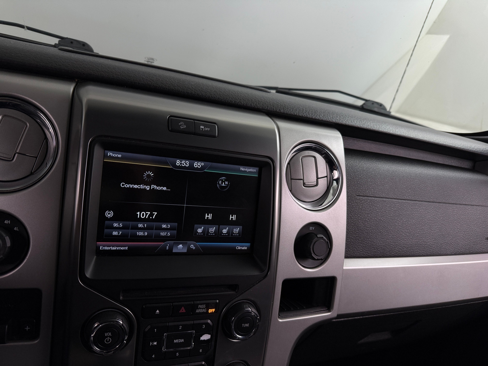 Thumbnail: 2014 Ford Econoline - 3