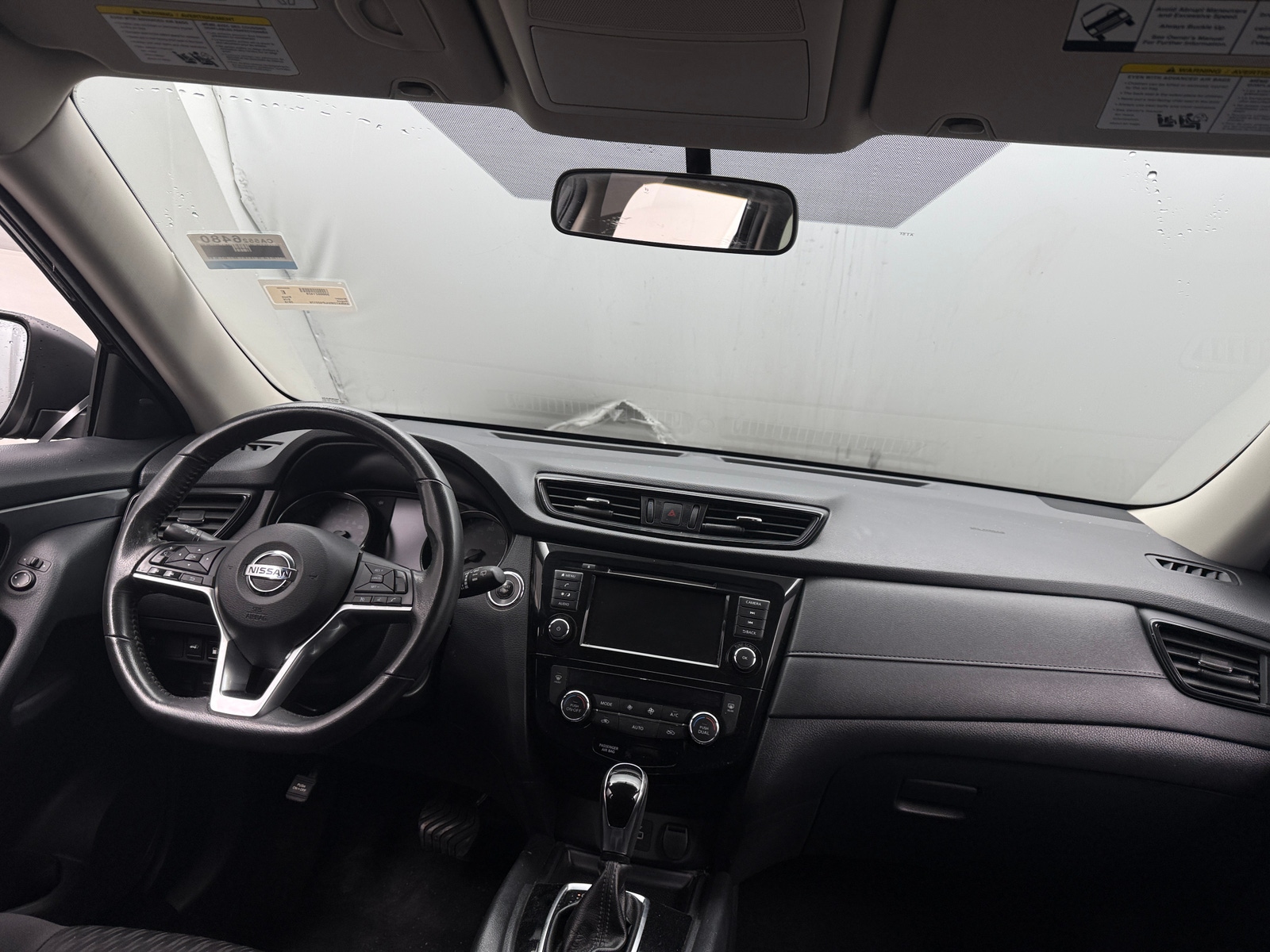 Thumbnail: 2018 Nissan Rogue - 3
