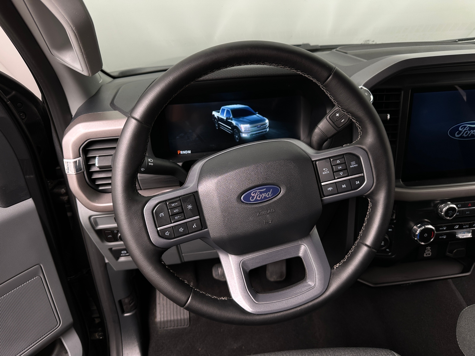 Thumbnail: 2025 Ford Econoline - 5