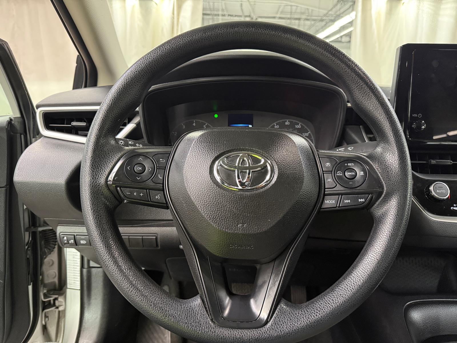 Thumbnail: 2025 Toyota Corolla - 5