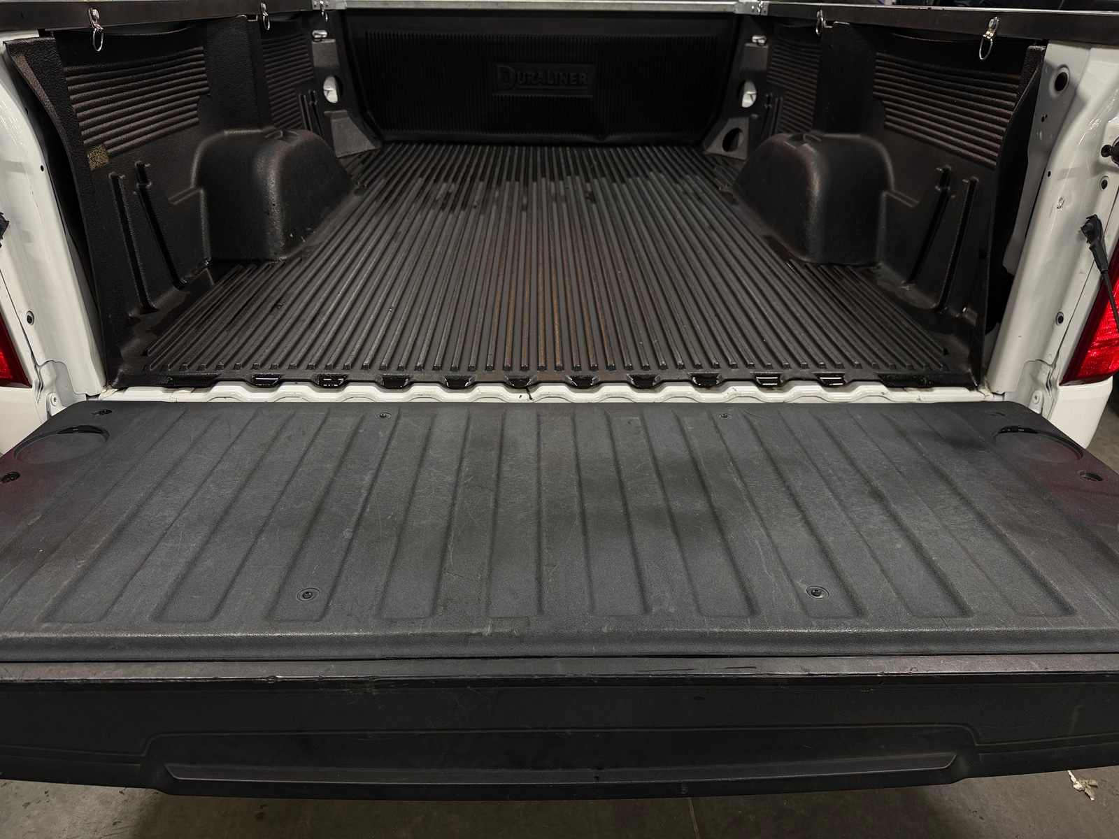 Thumbnail: 2023 Chevrolet Silverado 1500 - 5