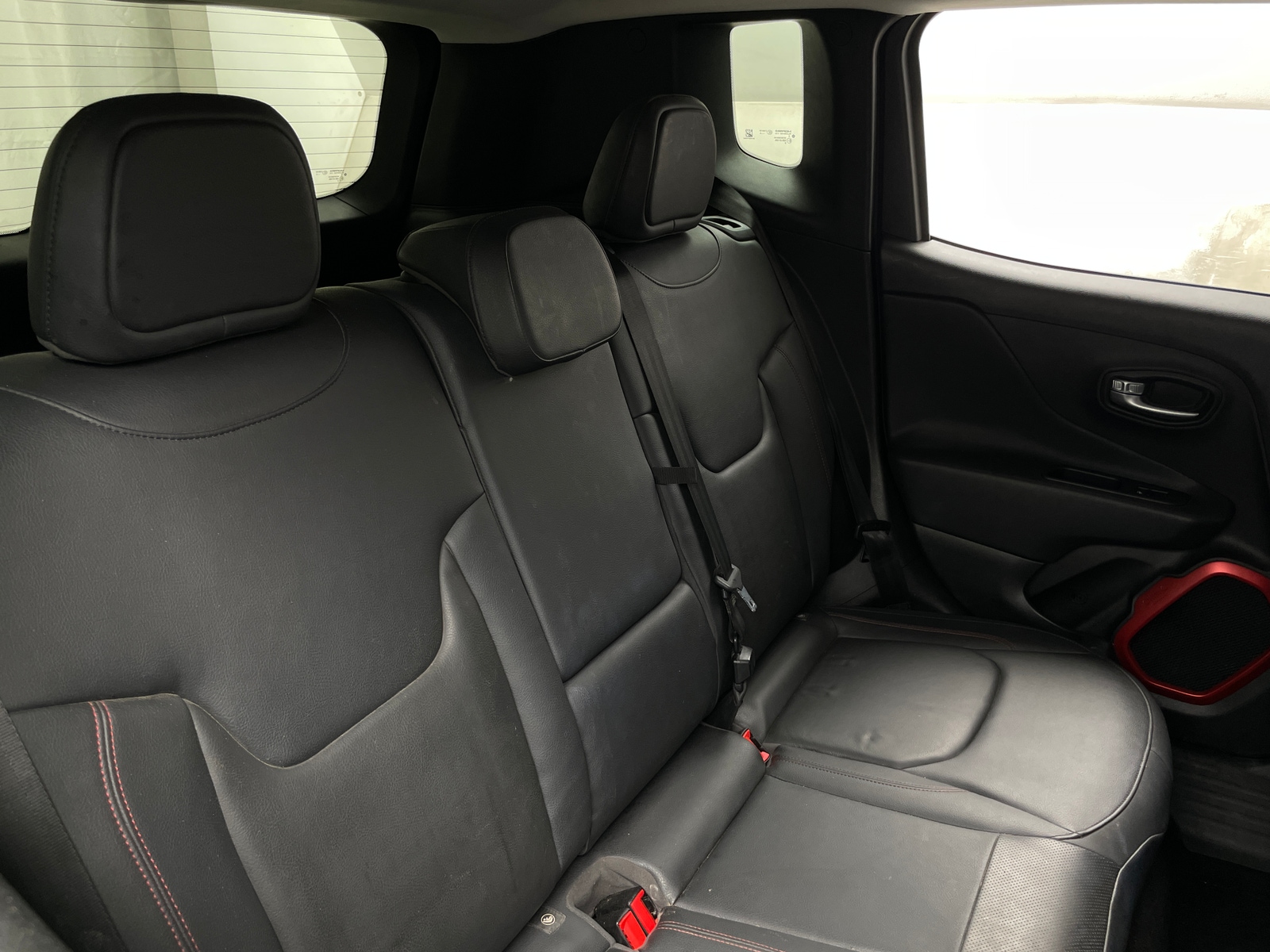 Thumbnail: 2016 Jeep Renegade - 5