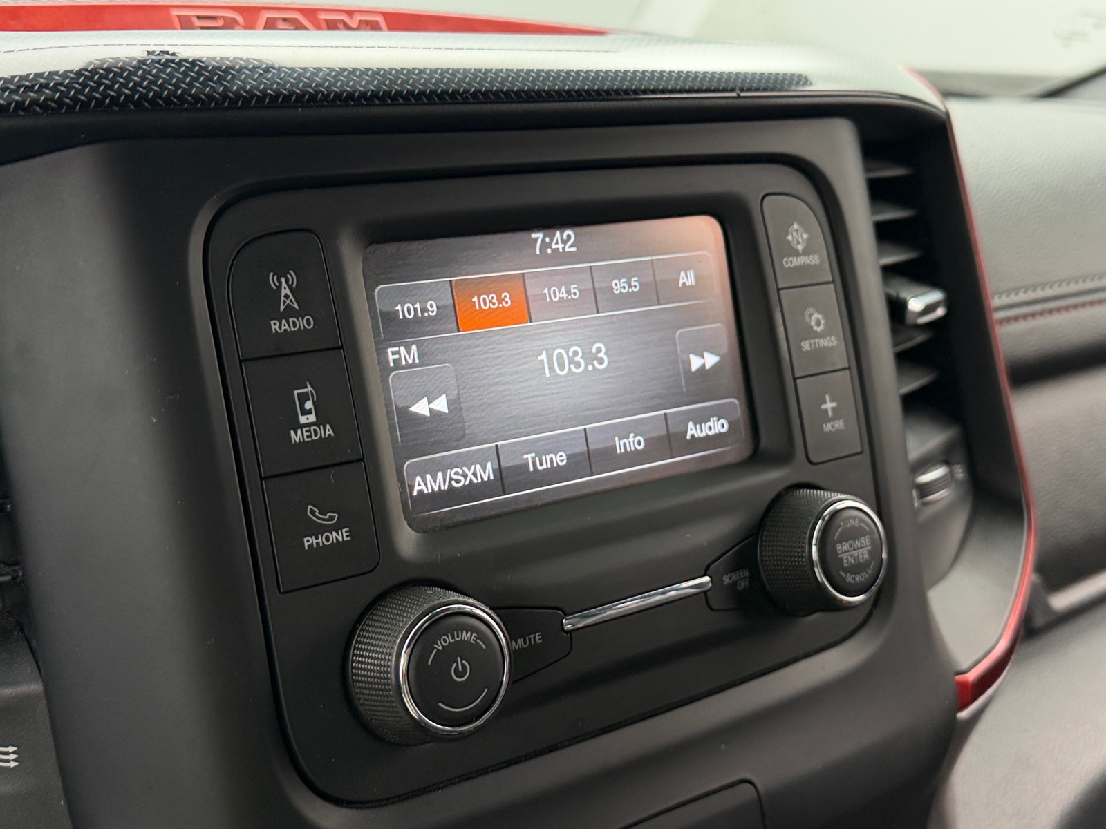 Thumbnail: 2019 RAM 1500 - 4