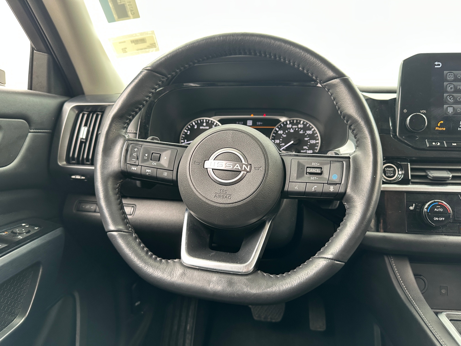 Thumbnail: 2024 Nissan Pathfinder - 4