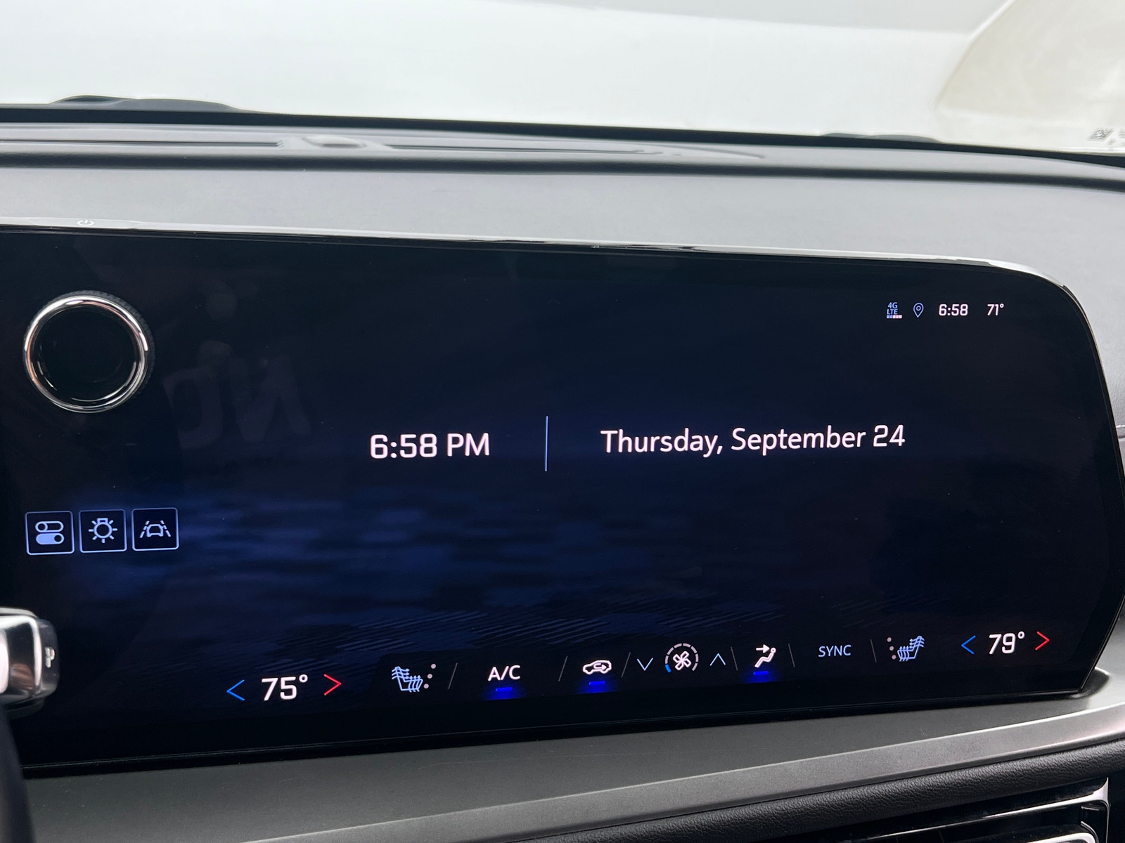 Thumbnail: 2024 Chevrolet Traverse - 4