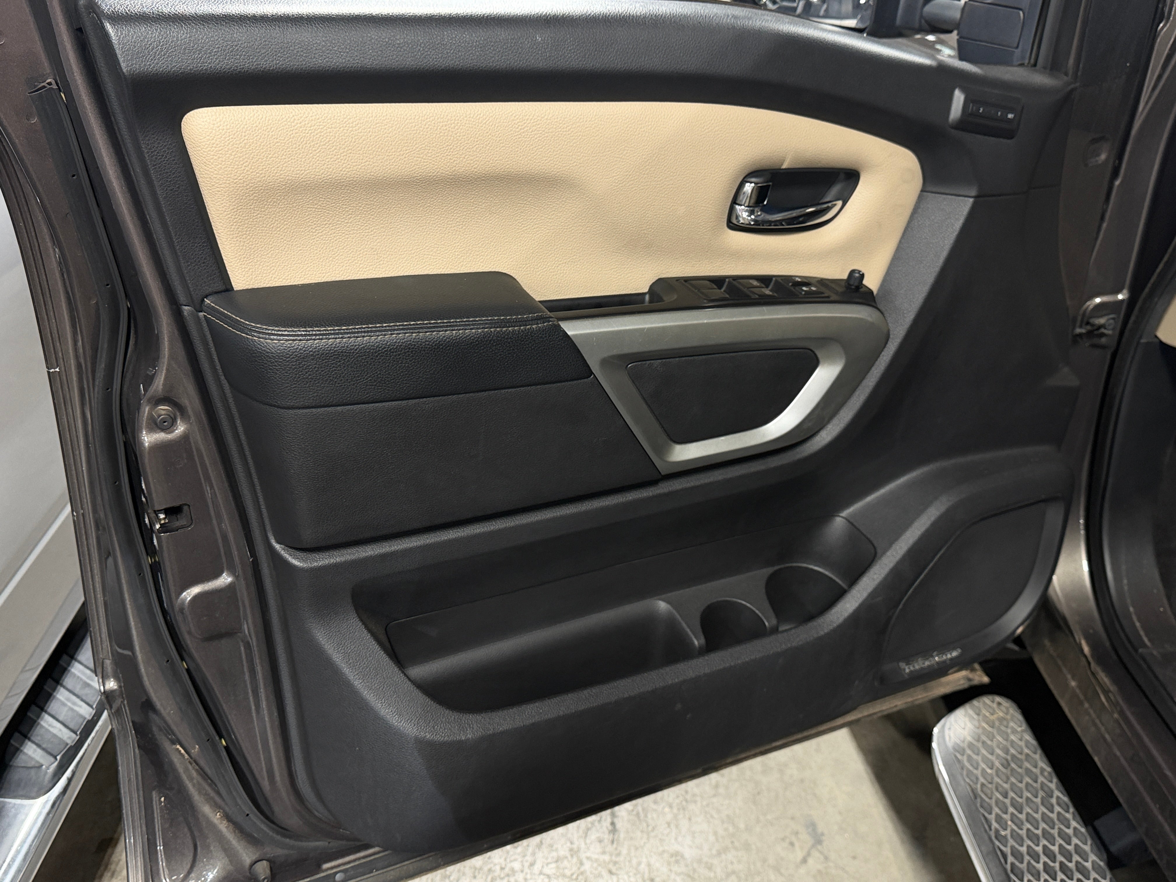 2016 Nissan Titan XD