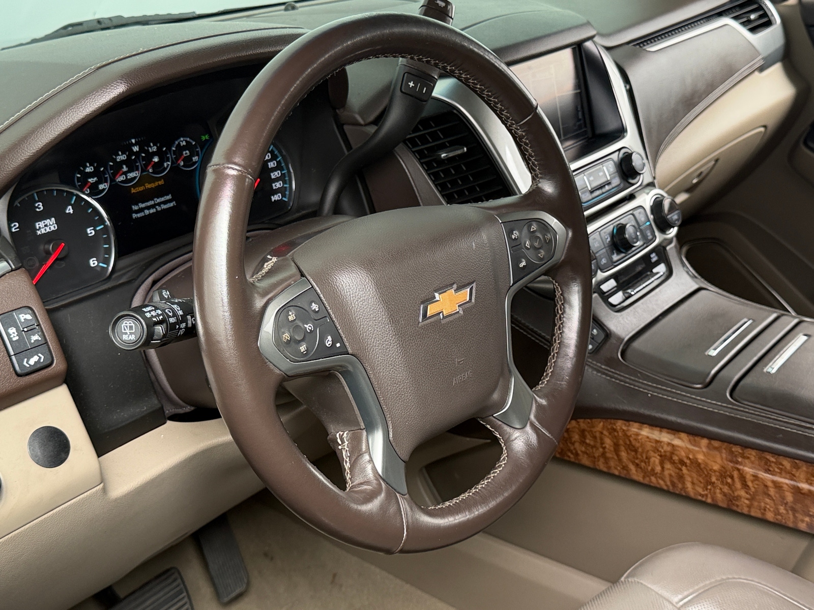 Thumbnail: 2019 Chevrolet Tahoe - 4
