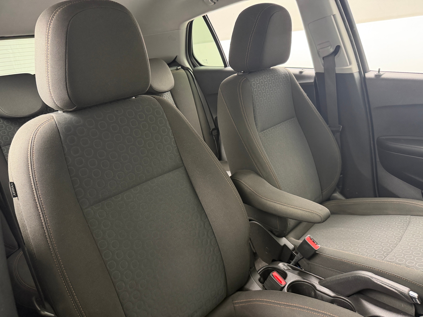 Thumbnail: 2021 Chevrolet Trax - 2
