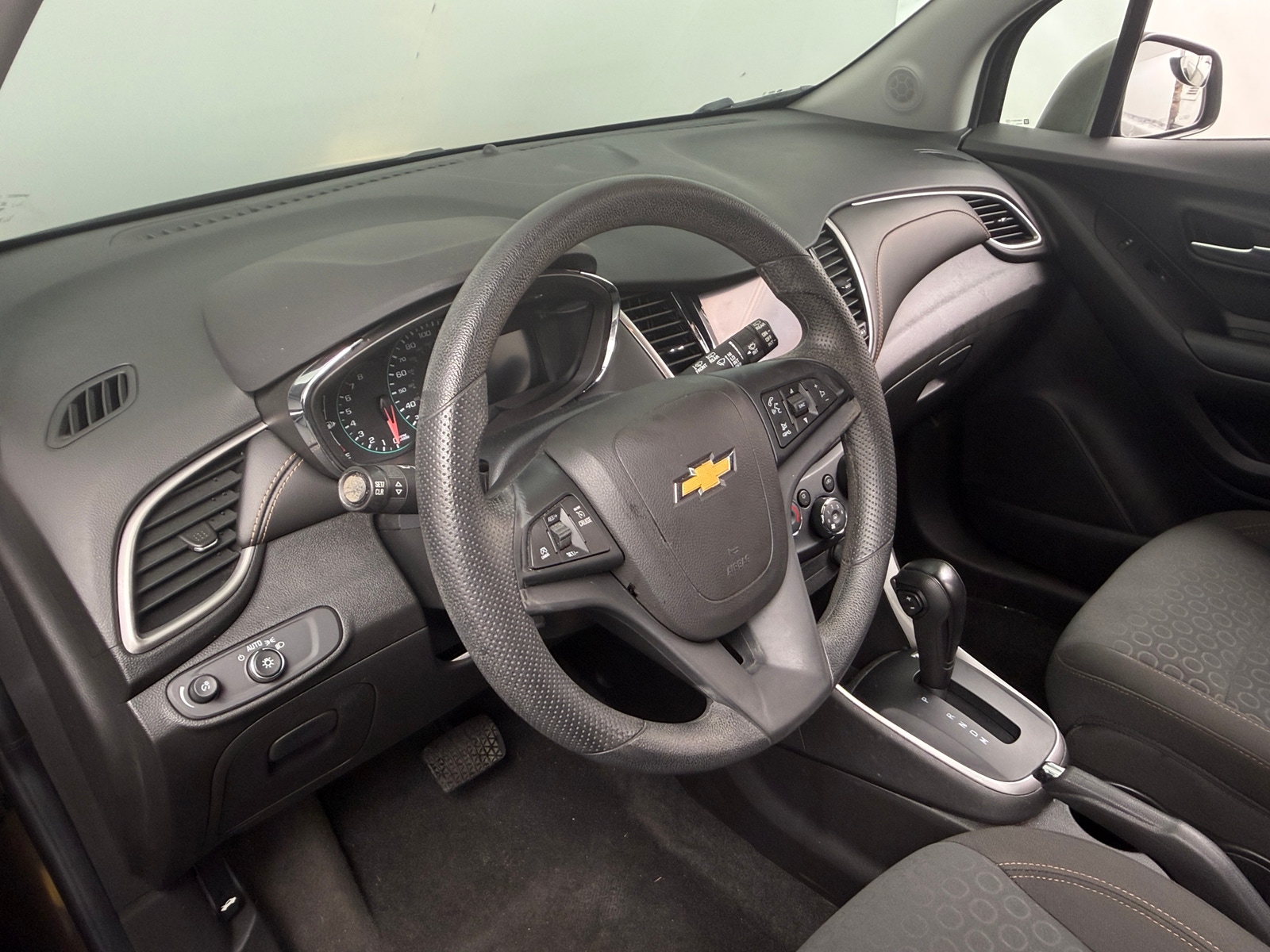 Thumbnail: 2021 Chevrolet Trax - 5