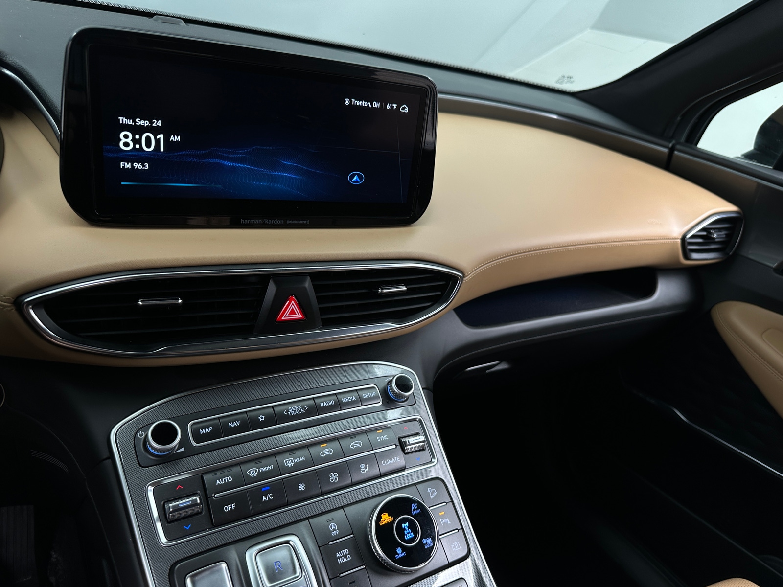 Thumbnail: 2023 Hyundai Santa Fe - 3