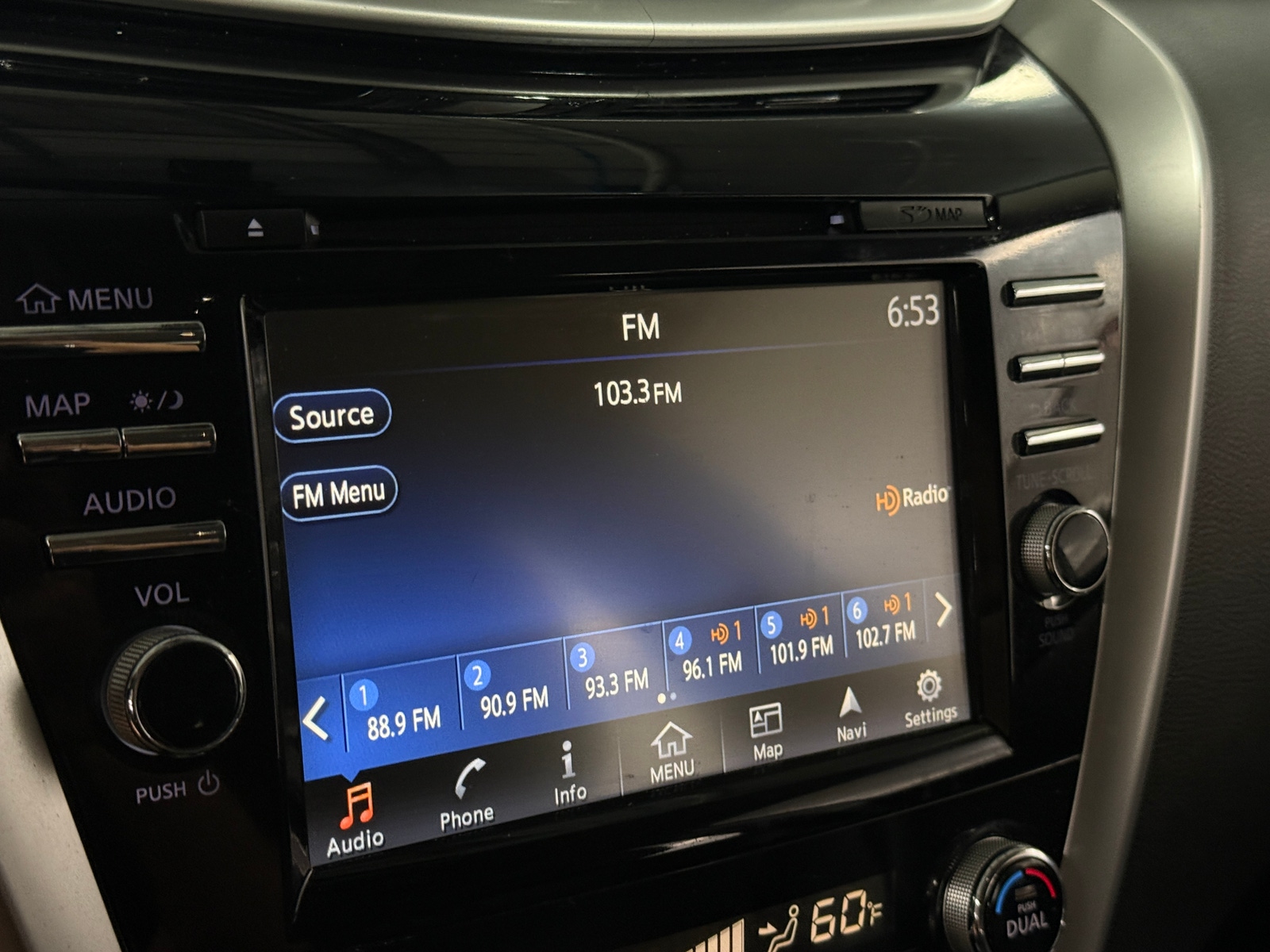 Thumbnail: 2015 Nissan Murano - 3