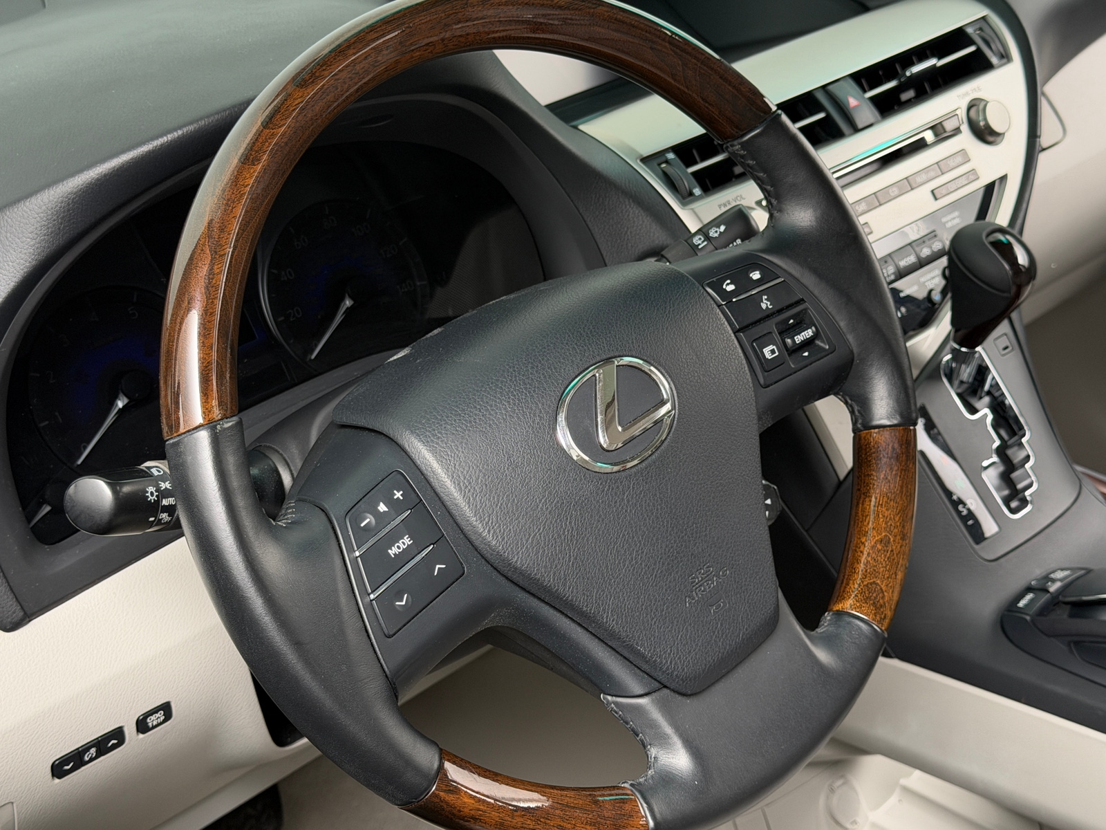 Thumbnail: 2012 Lexus RX - 4