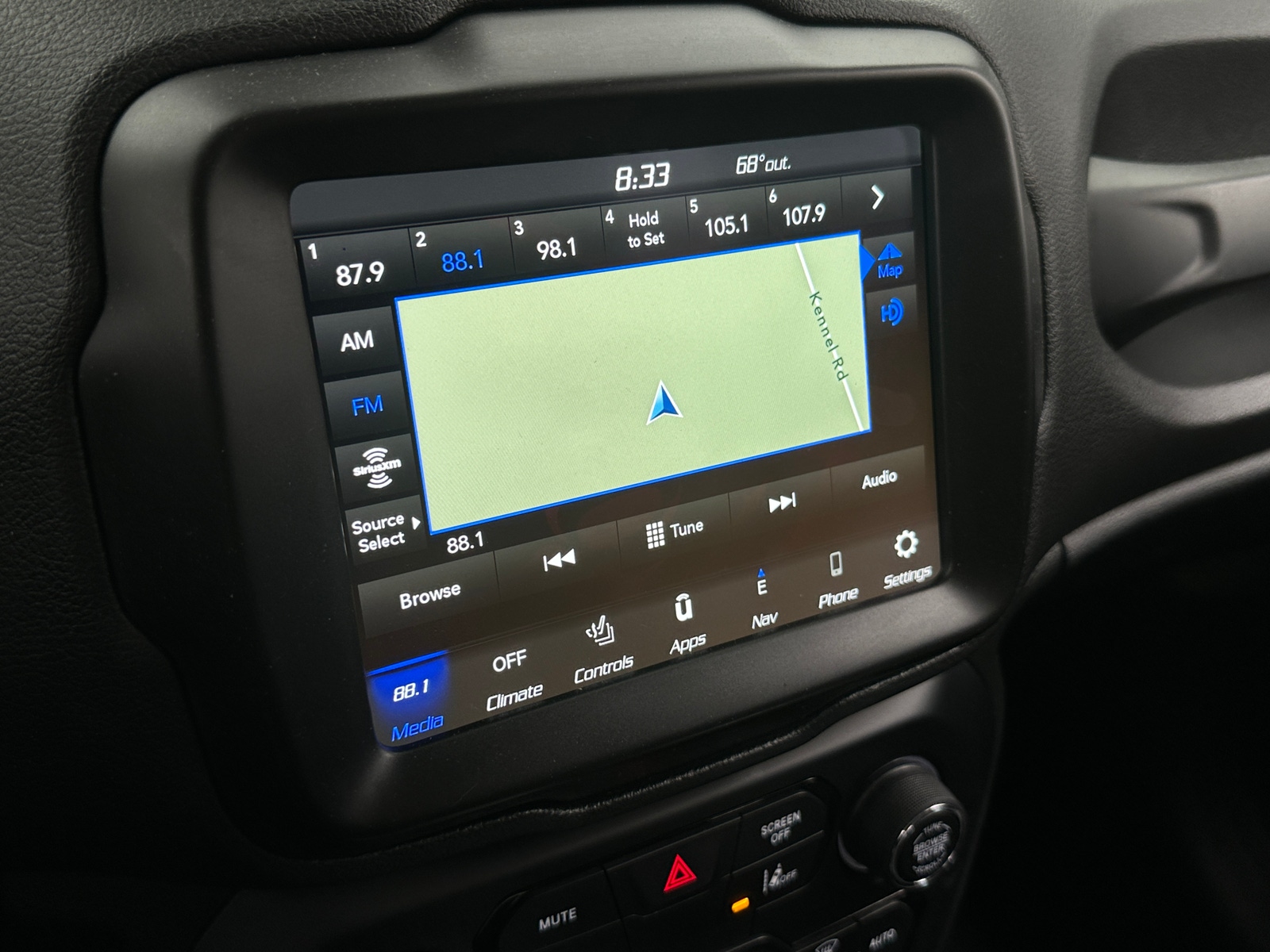 Thumbnail: 2022 Jeep Renegade - 4