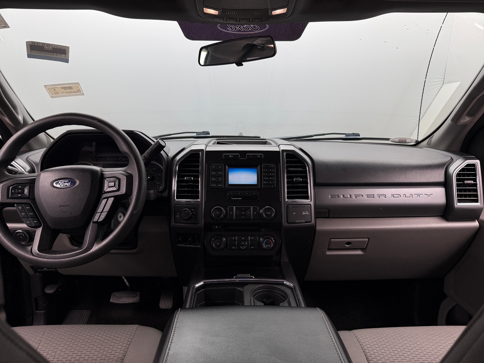 Thumbnail: 2017 Ford Econoline - 3