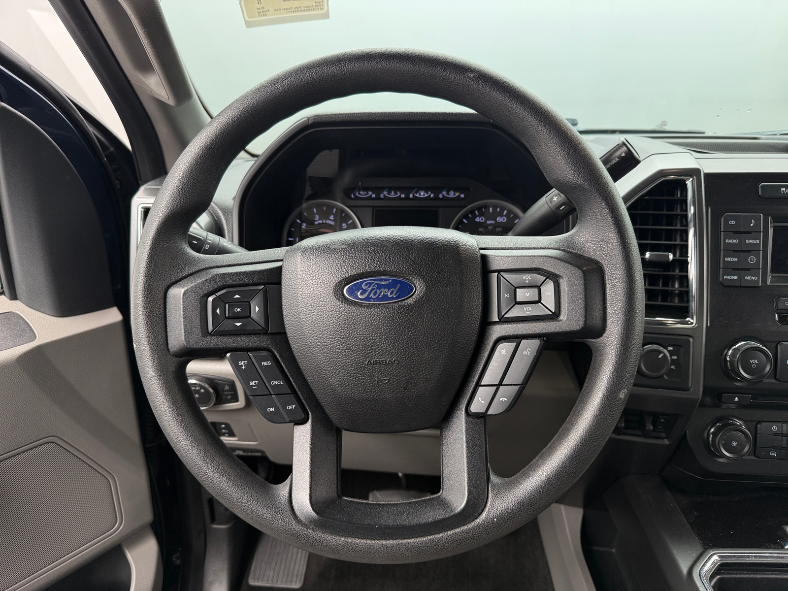 Thumbnail: 2017 Ford Econoline - 5