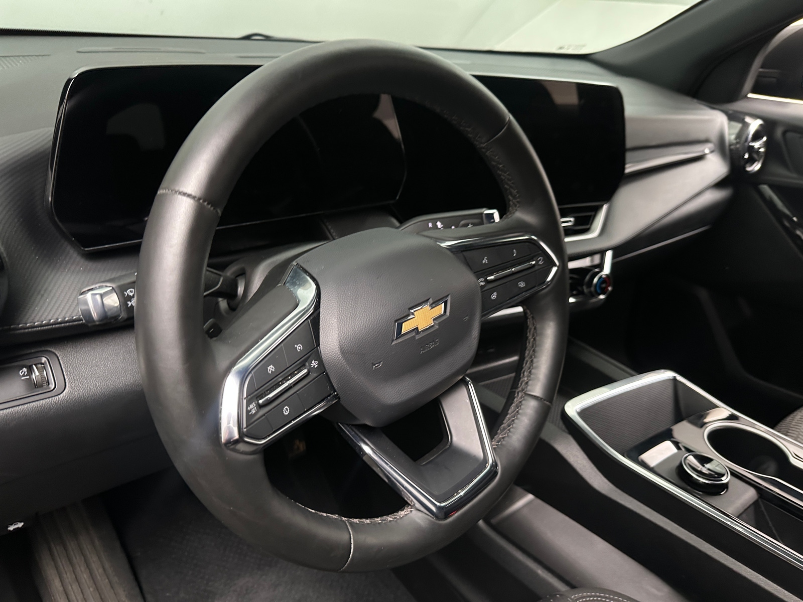 Thumbnail: 2026 Chevrolet Equinox - 5