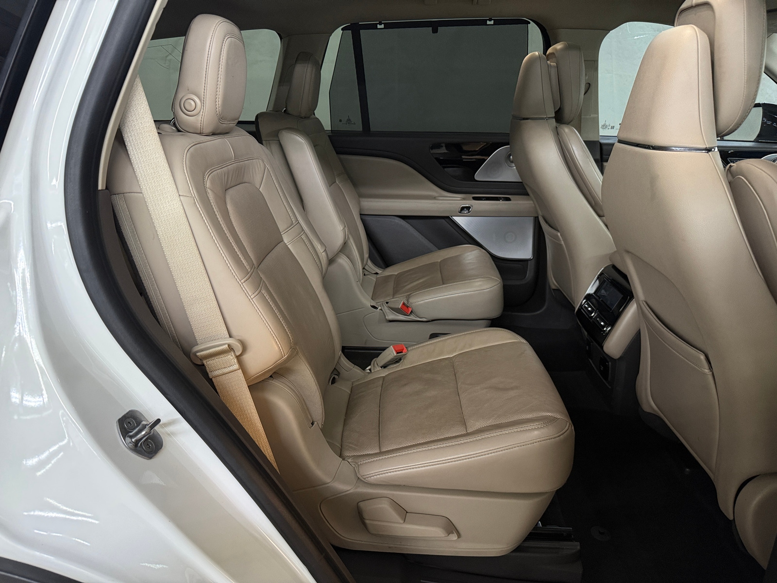 Thumbnail: 2020 Lincoln Aviator - 5