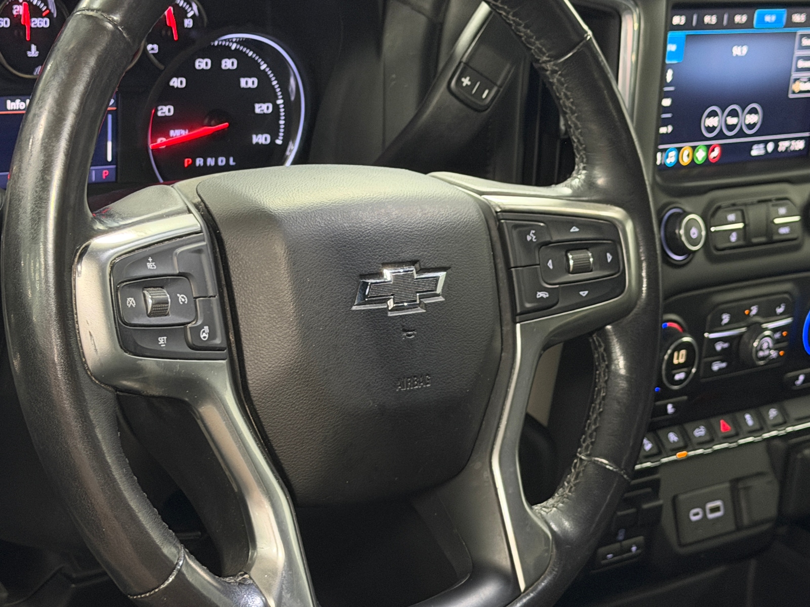 Thumbnail: 2019 Chevrolet Silverado 1500 - 5