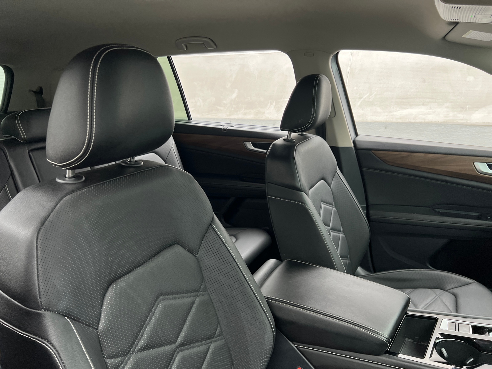 Thumbnail: 2025 Volkswagen Atlas - 2