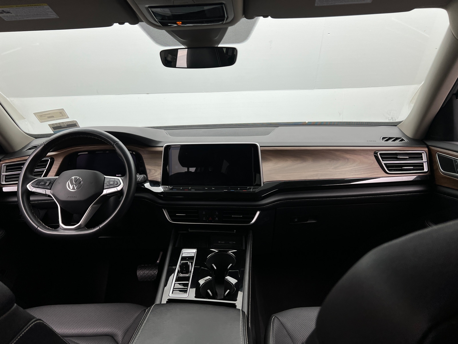 Thumbnail: 2025 Volkswagen Atlas - 3