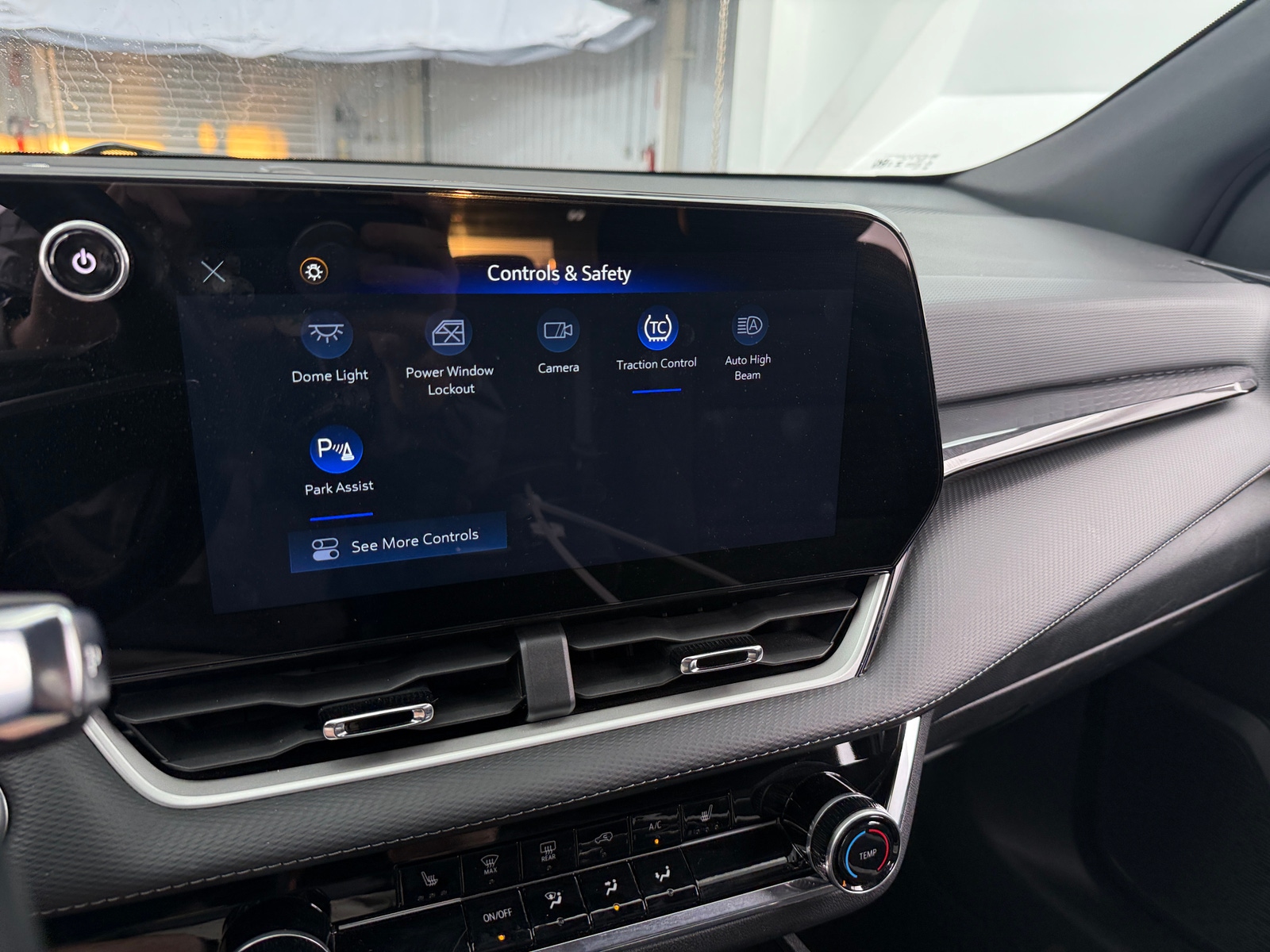 Thumbnail: 2025 Chevrolet Equinox - 4