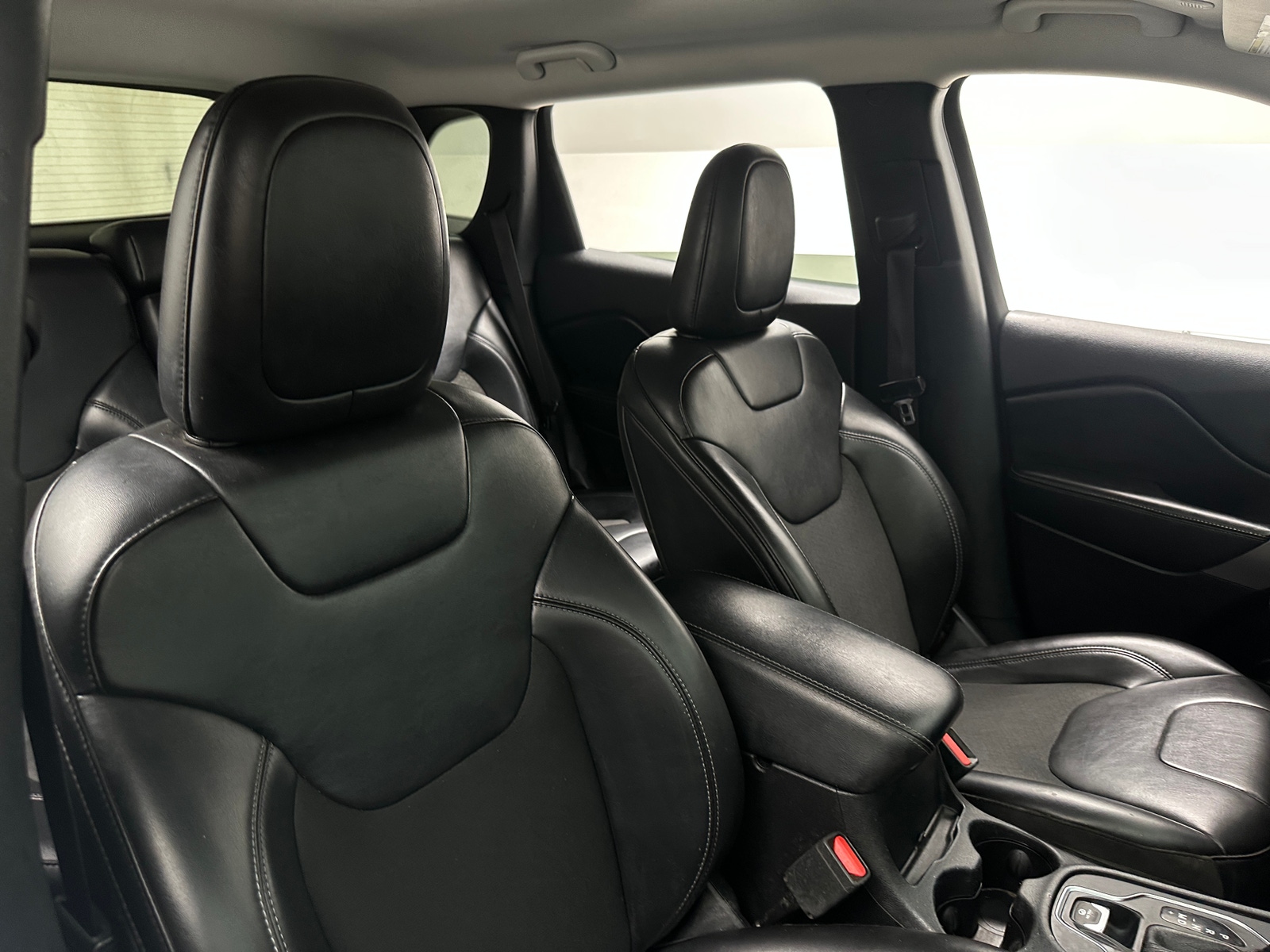 Thumbnail: 2020 Jeep Cherokee - 2